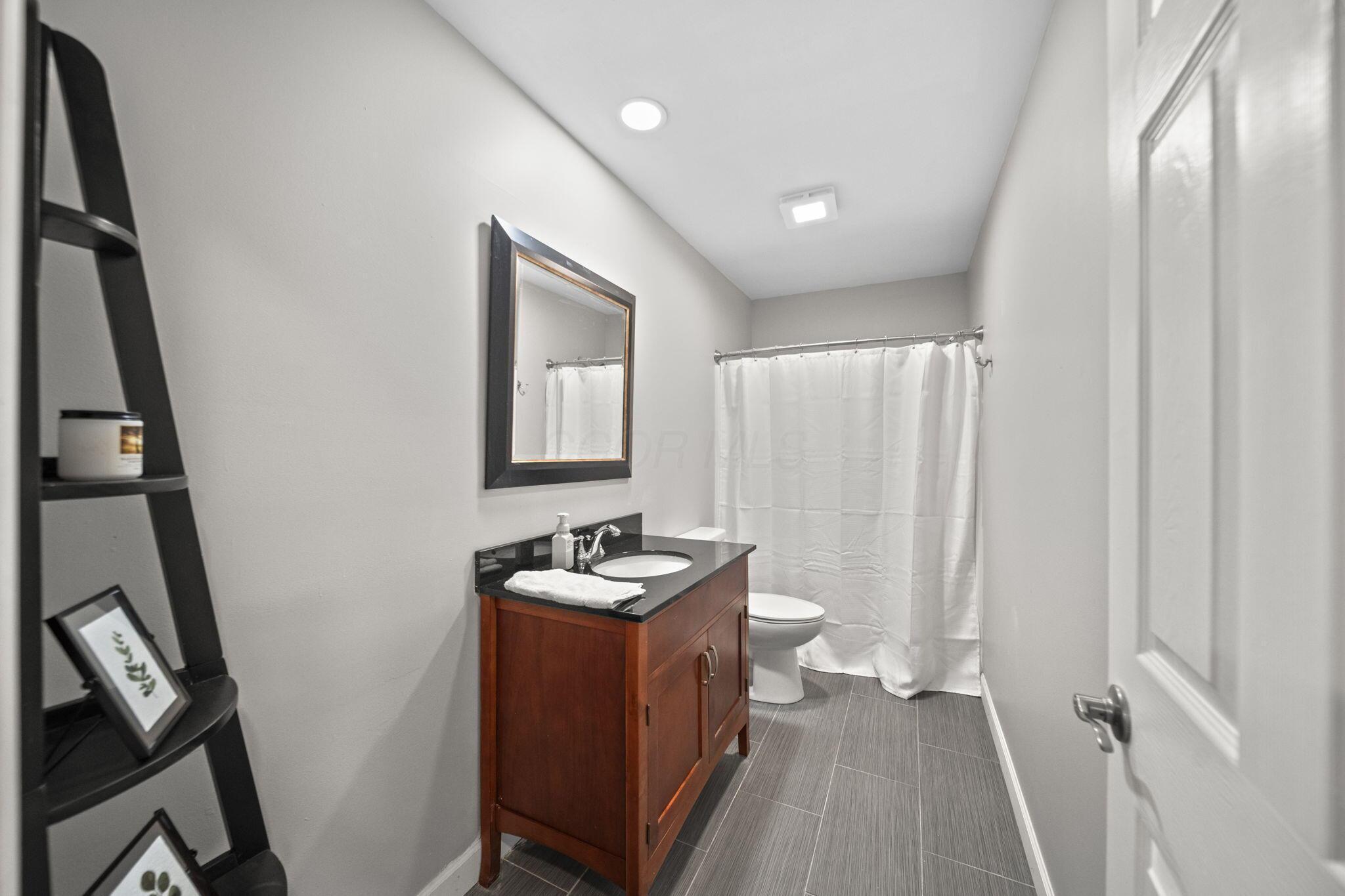 6752 Willow Grove Place E Property Photo 21