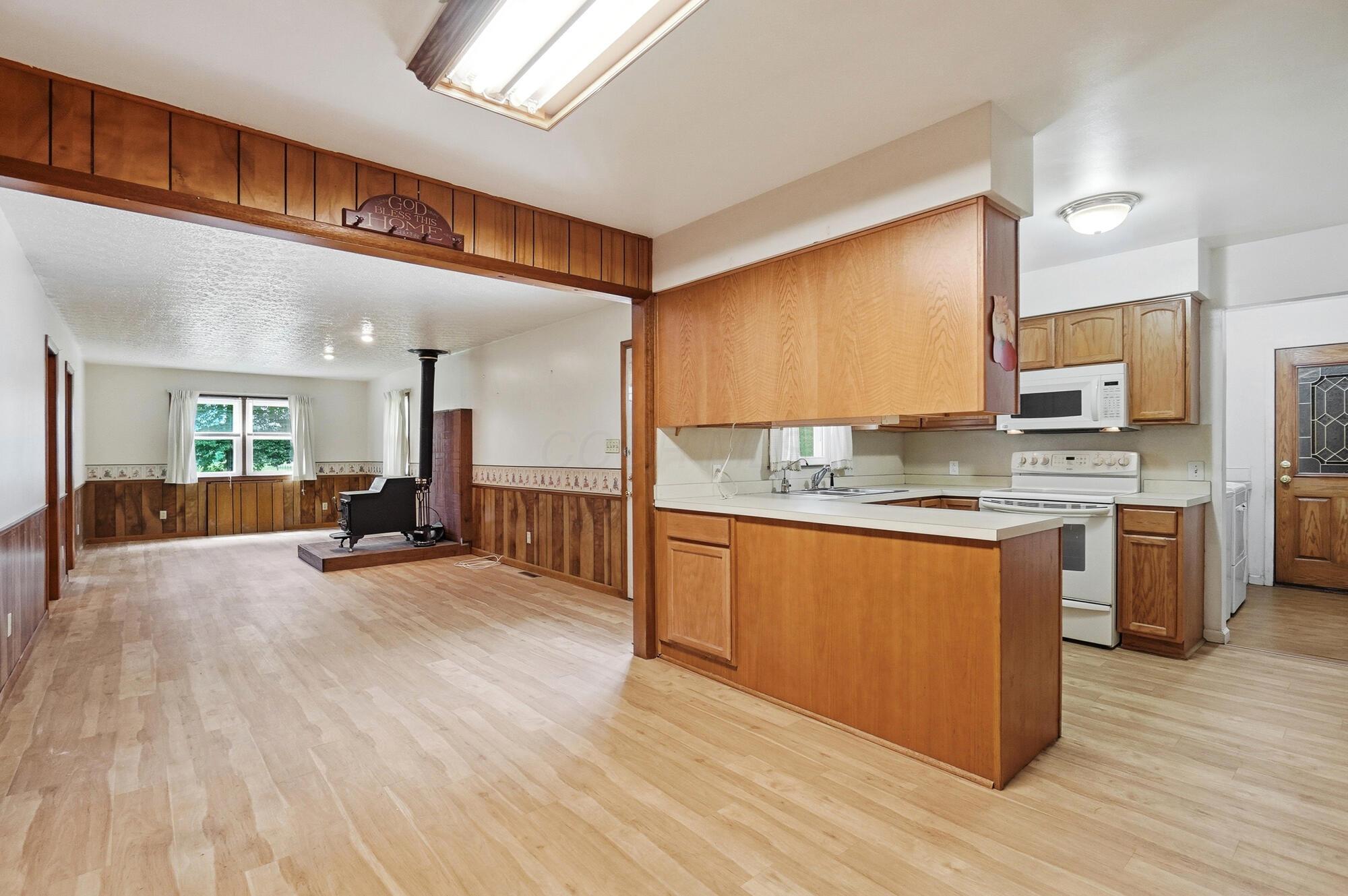 121 Baltimore Somerset Road Ne Property Photo 18
