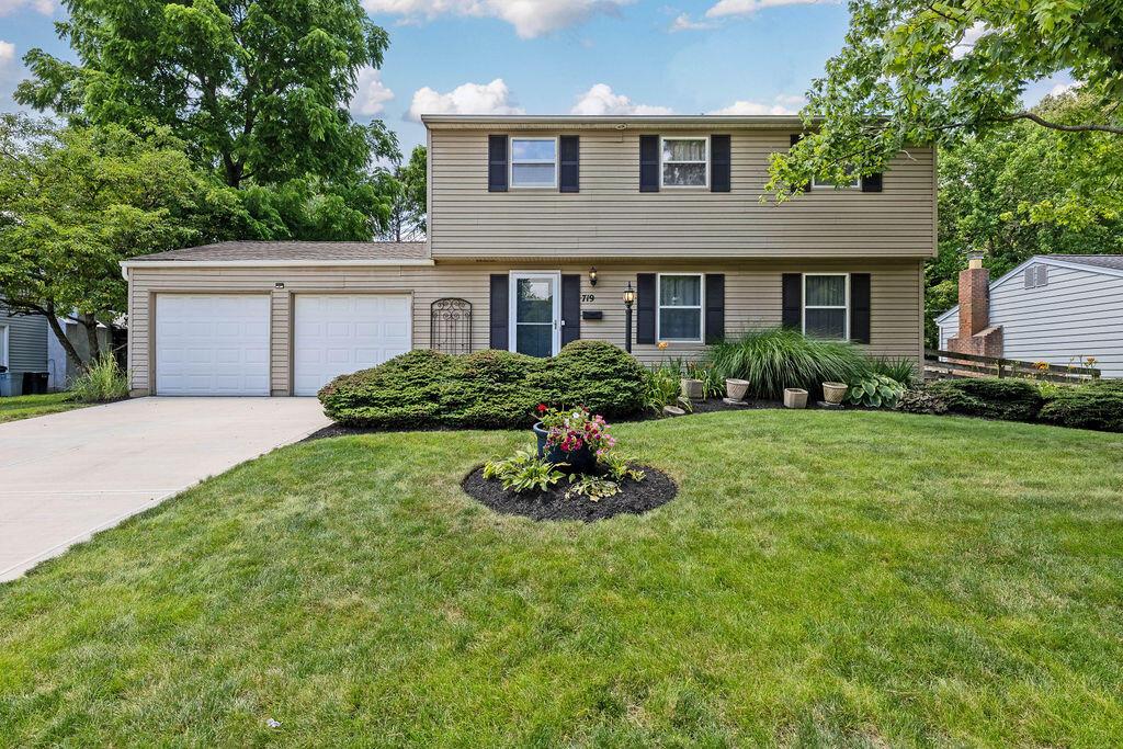 719 Timberlake Drive Property Photo 1