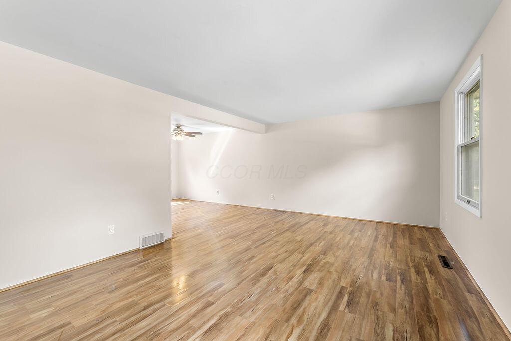 719 Timberlake Drive Property Photo 8