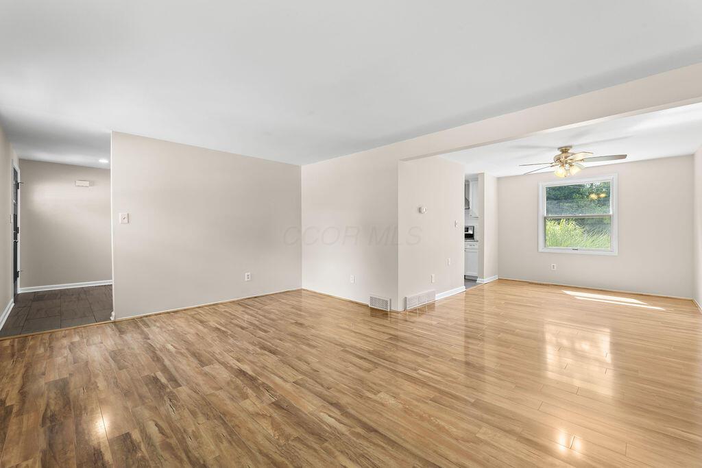 719 Timberlake Drive Property Photo 9