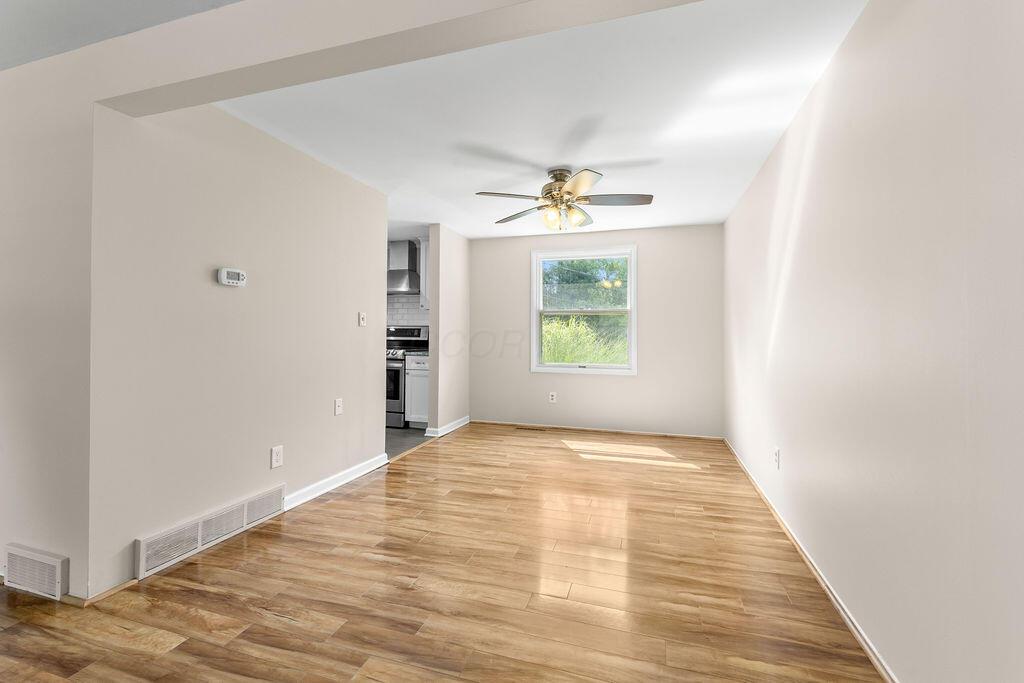 719 Timberlake Drive Property Photo 11
