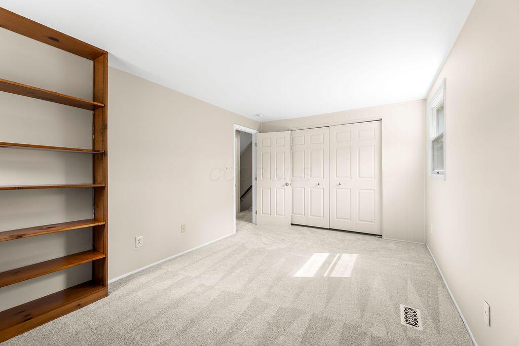 719 Timberlake Drive Property Photo 33