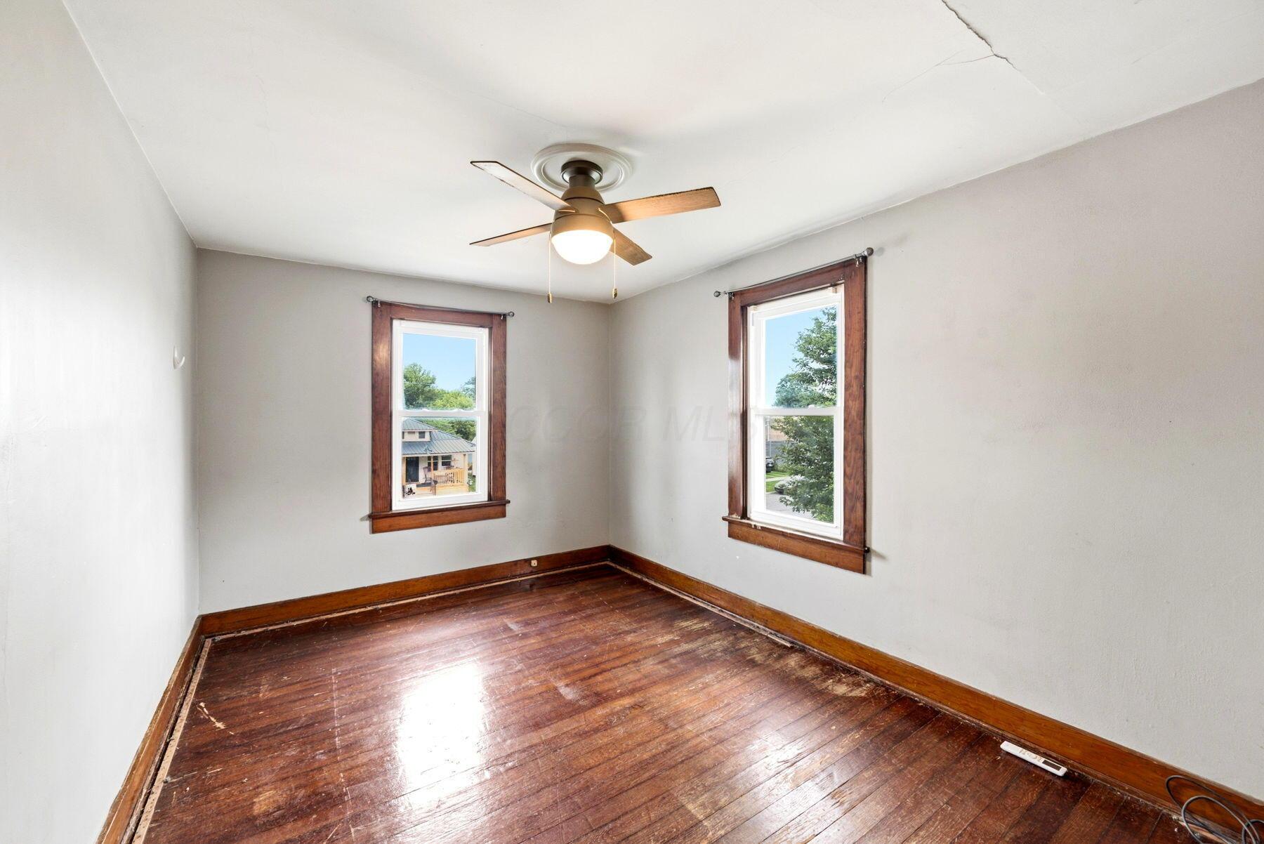 520 Oak Street Property Photo 22