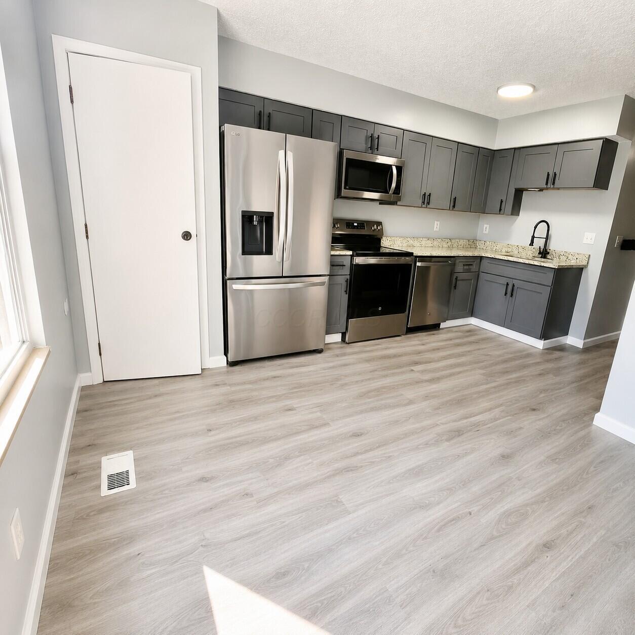 4066 Greenery Drive, 4068 Property Photo 10