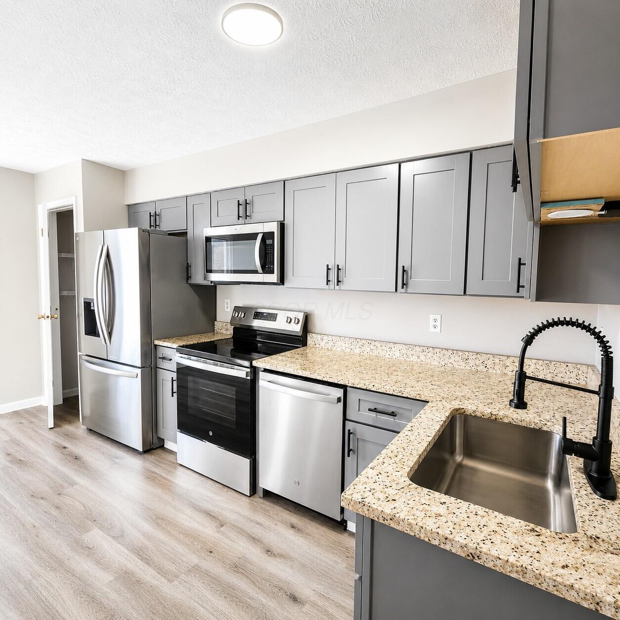 4066 Greenery Drive, 4068 Property Photo 12