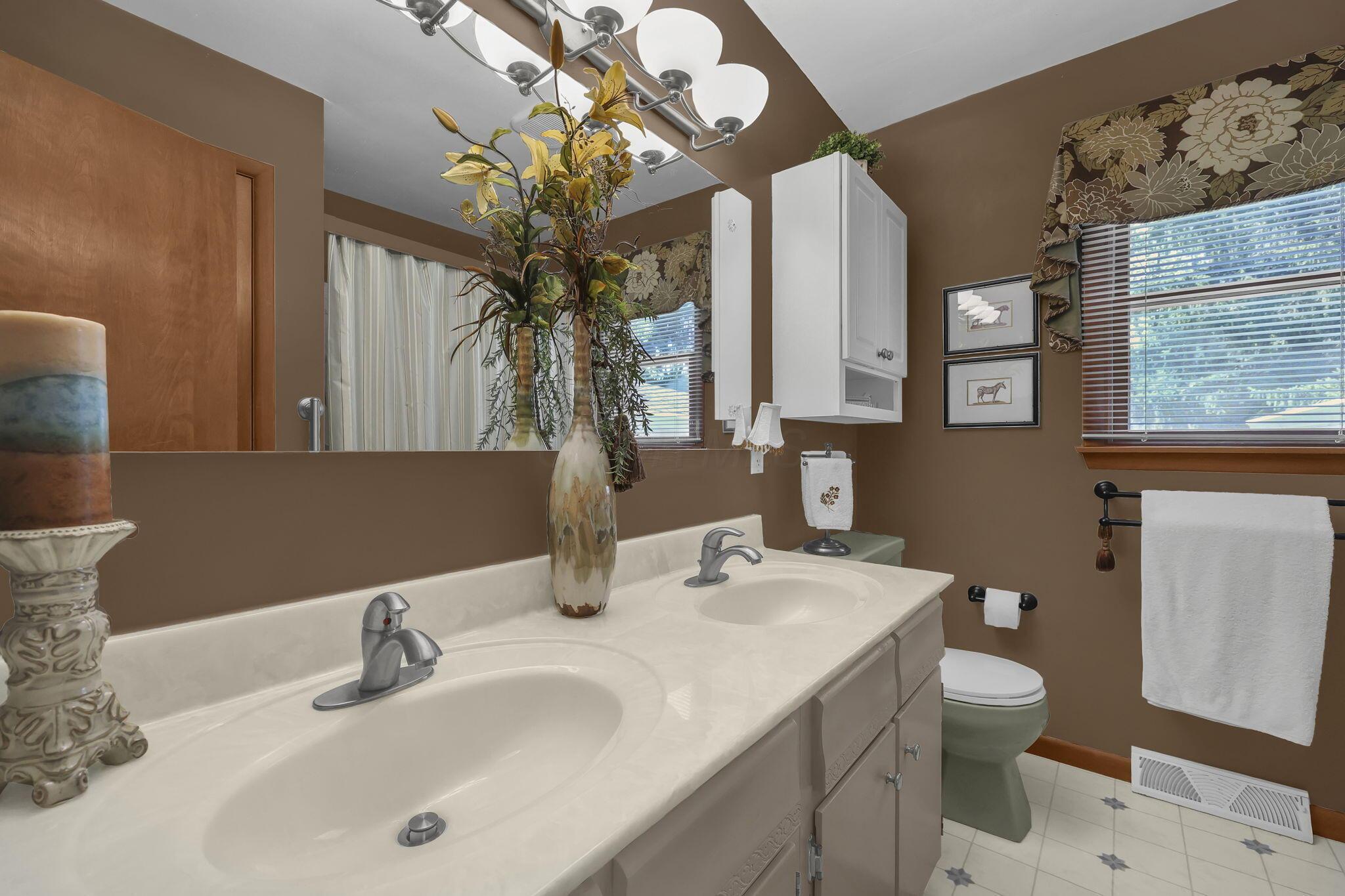 634 Knoll Drive Property Photo 20