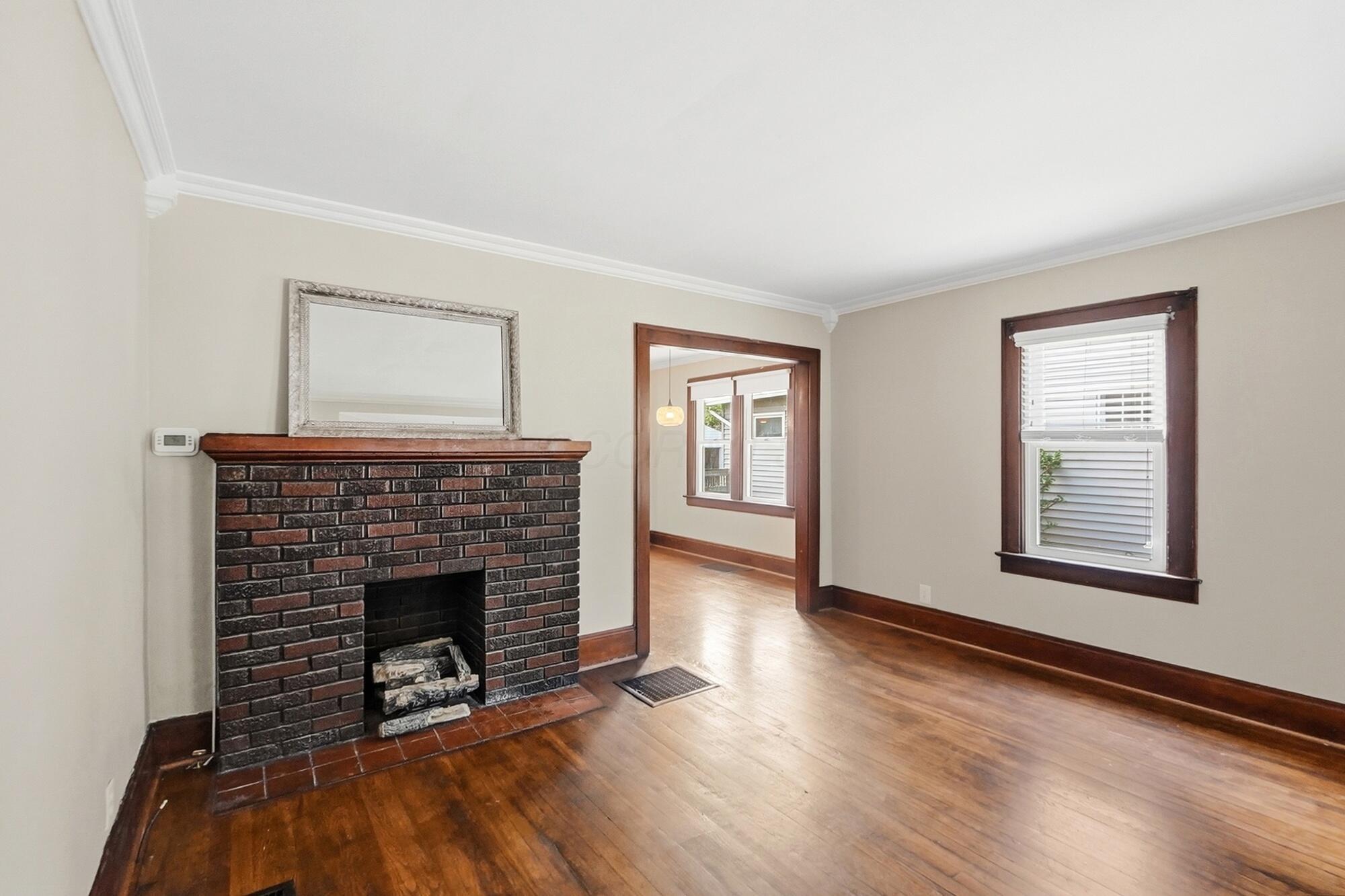 1300 Ashland Avenue Property Photo 6