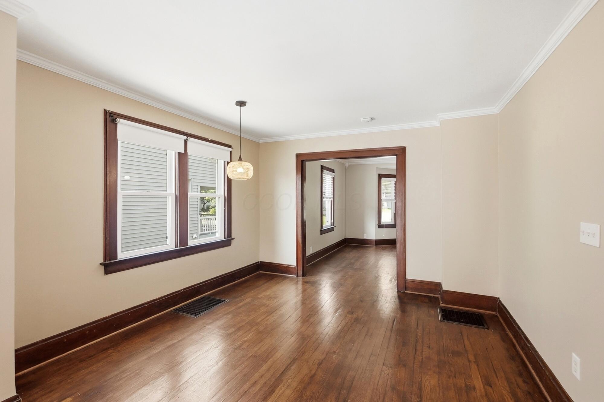 1300 Ashland Avenue Property Photo 8