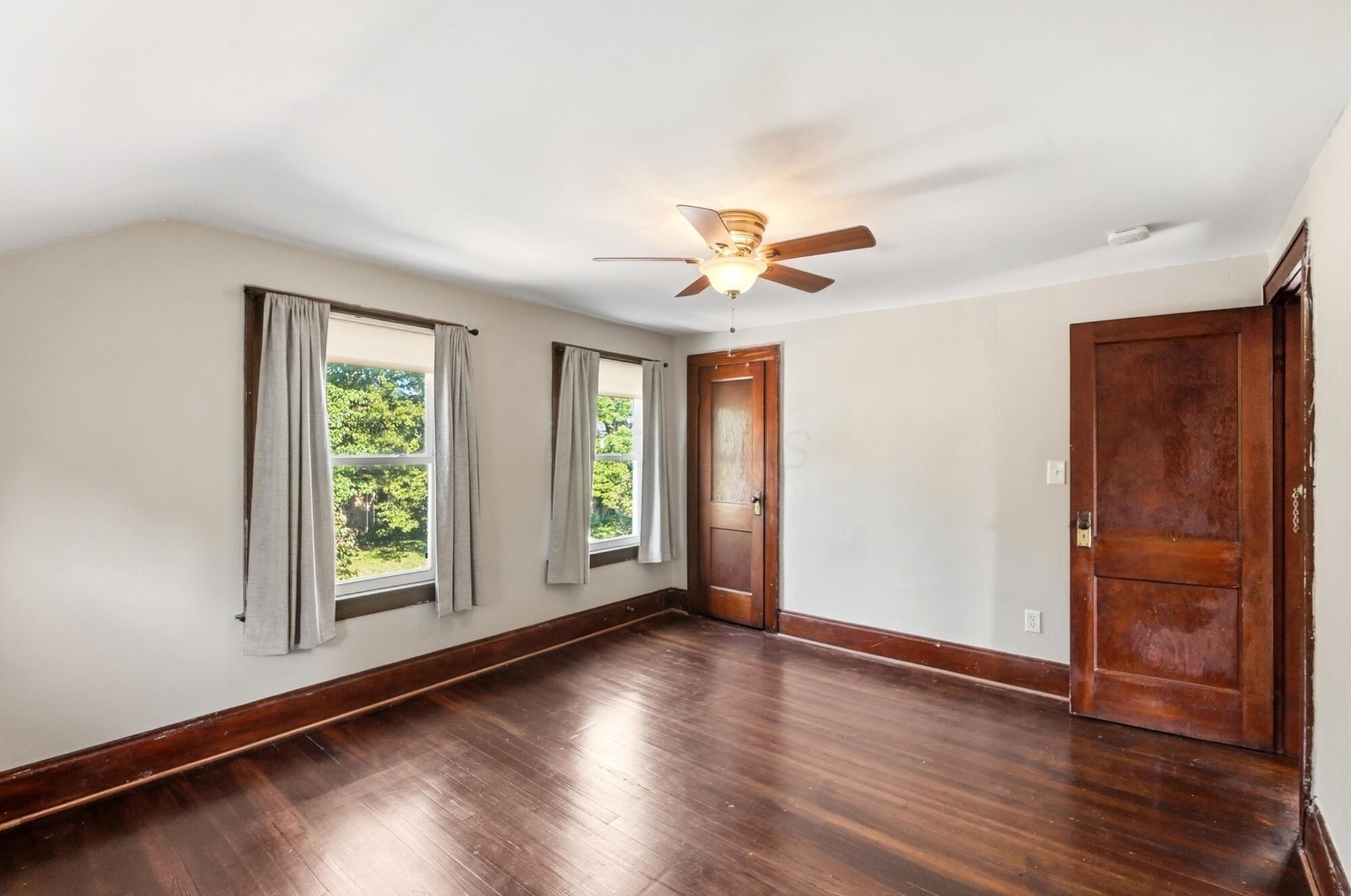 1300 Ashland Avenue Property Photo 27