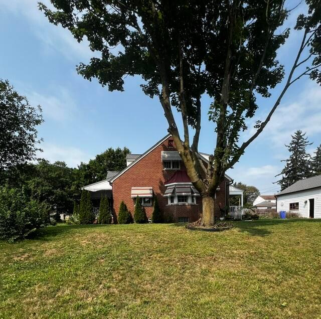 3366 Wicklow Road Property Photo 3