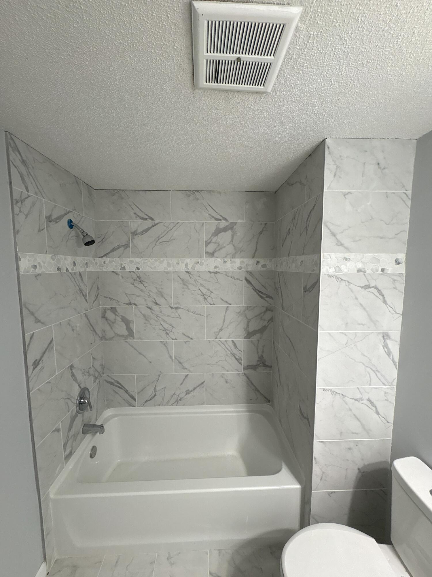 1599 Mcnaughten Road Property Photo 11