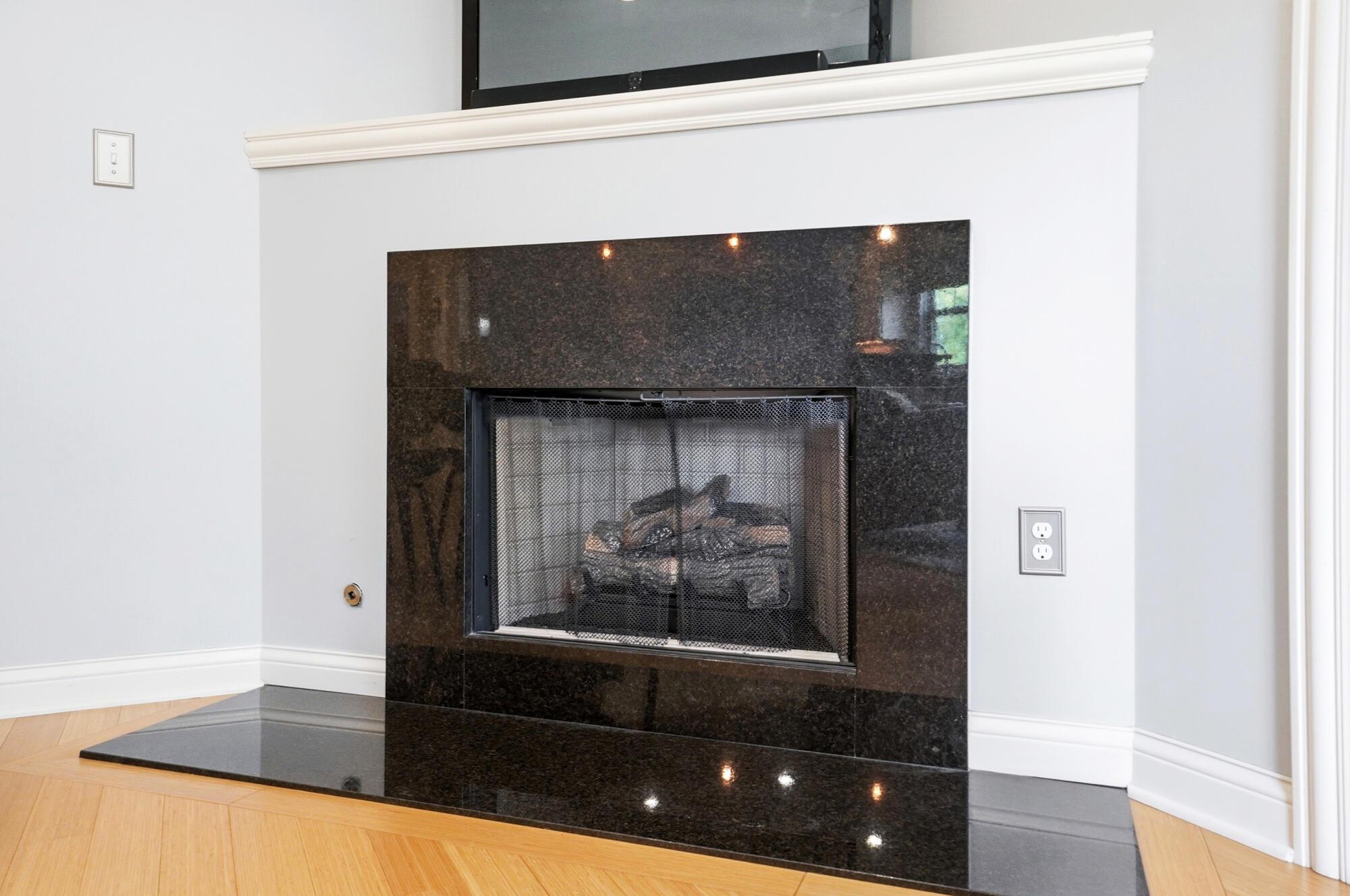 2403 Keep Place Property Photo 18