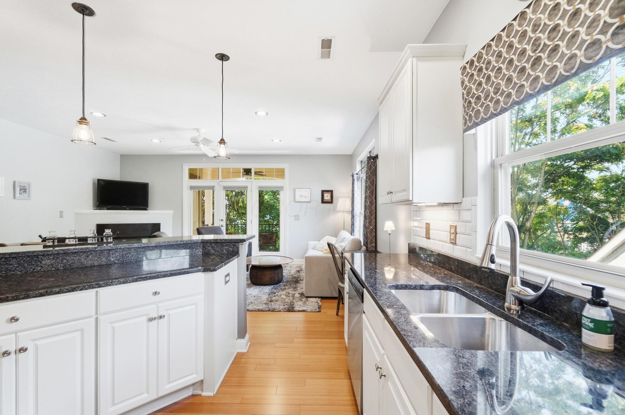 2403 Keep Place Property Photo 25