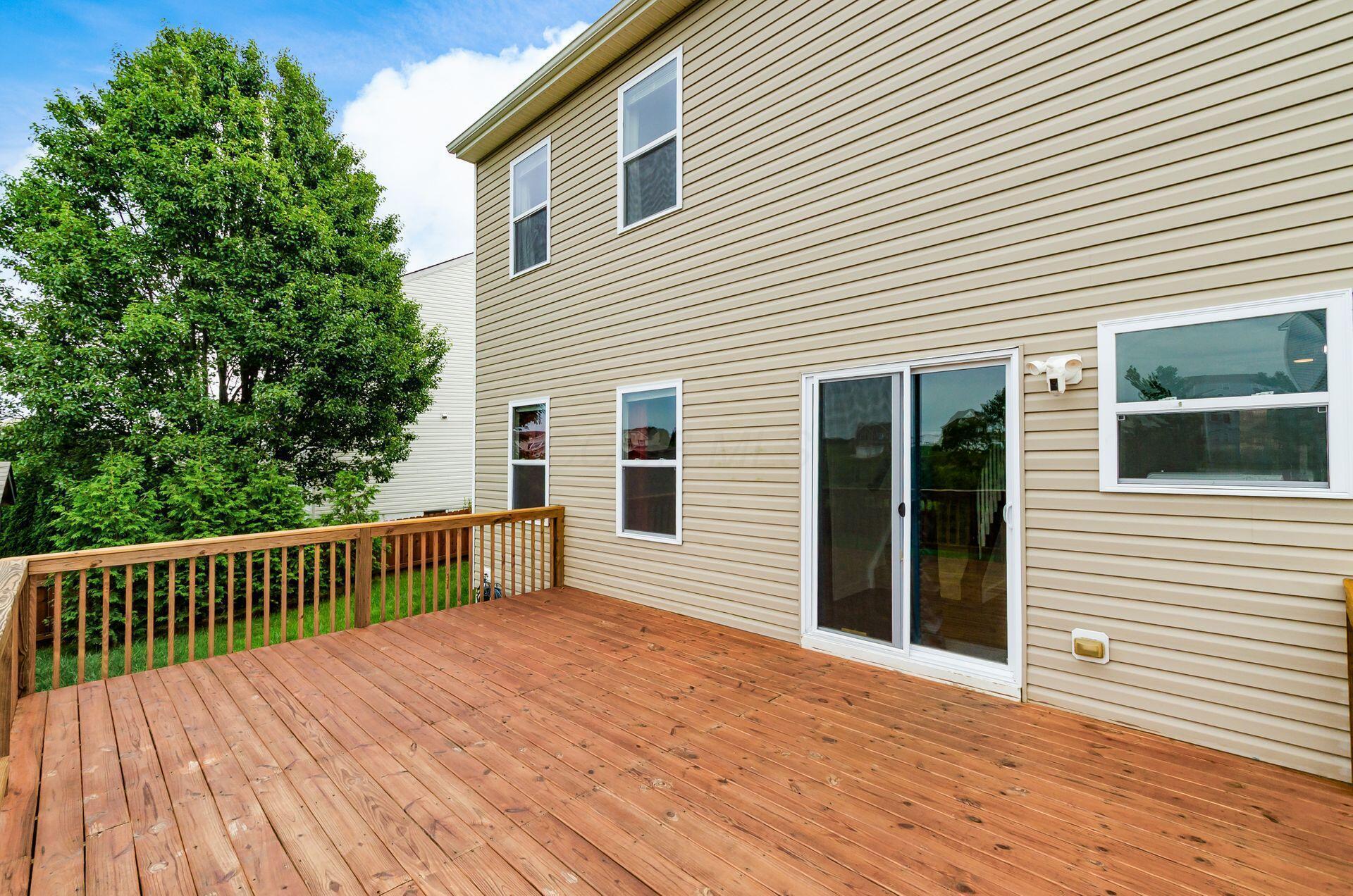 305 Eagles Nest Avenue Property Photo 6