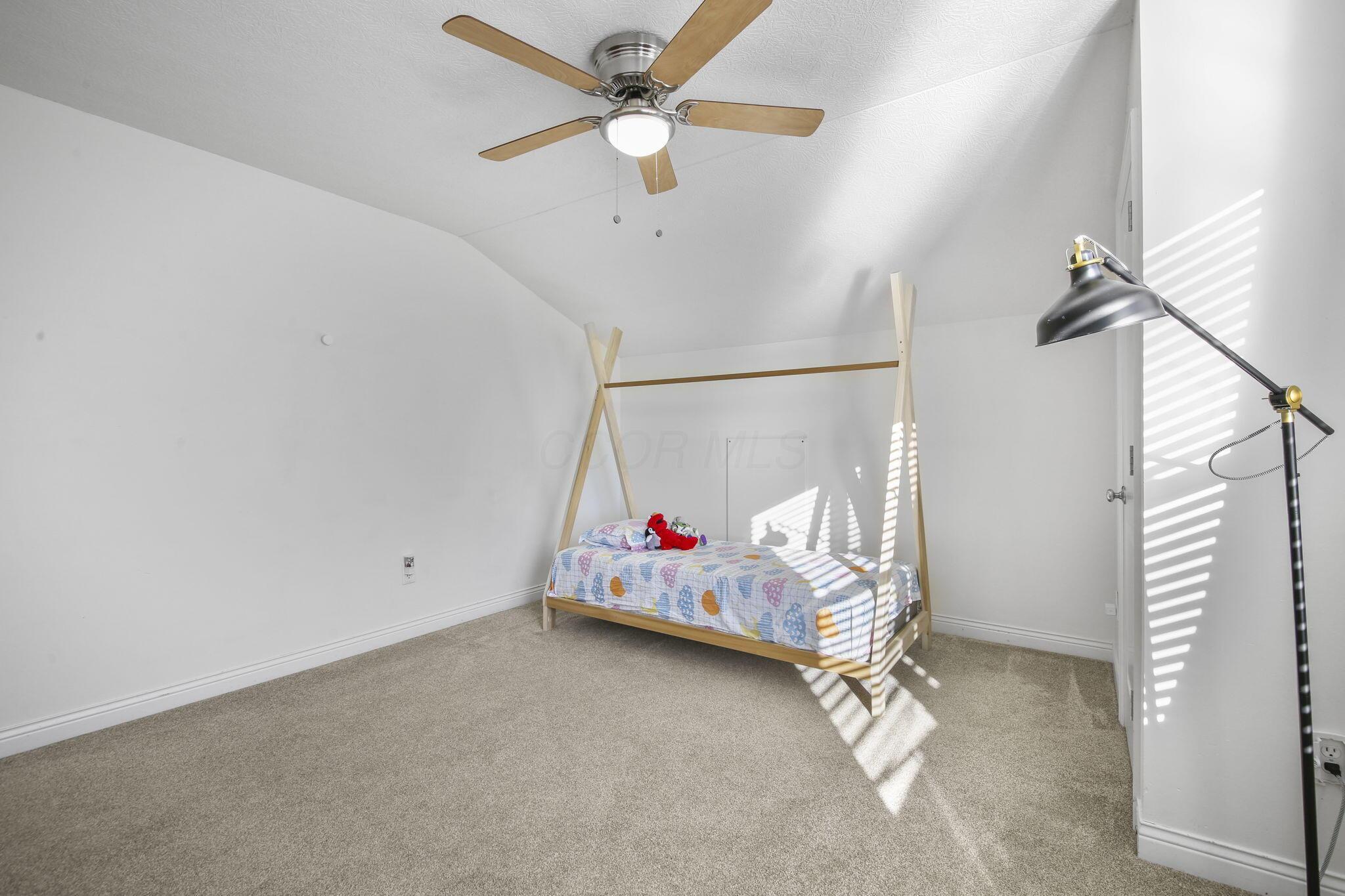 512 Apple Valley Circle Property Photo 35