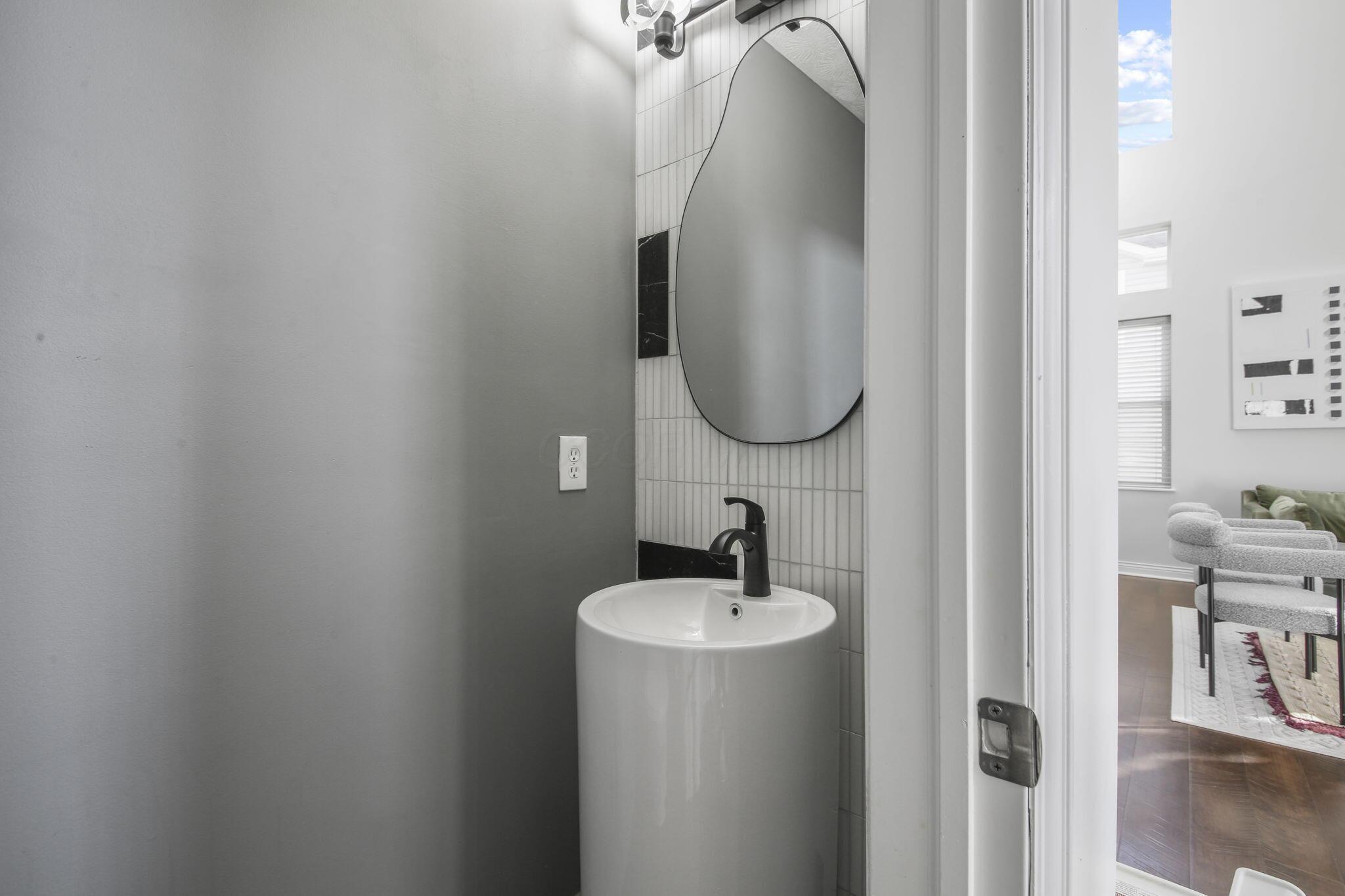 512 Apple Valley Circle Property Photo 43