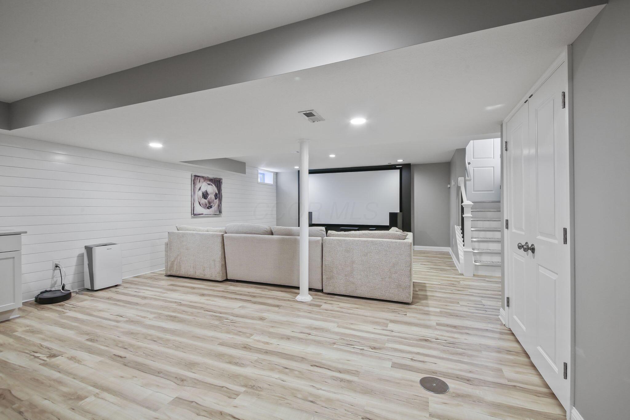 512 Apple Valley Circle Property Photo 49