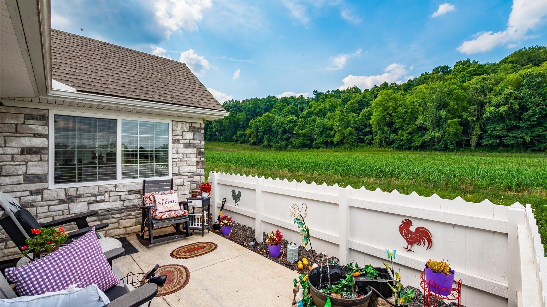 734 Whitetail Loop Property Photo 5