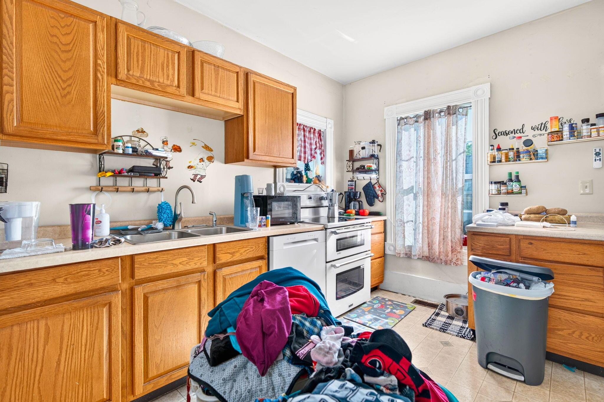 764 3rd Street Property Photo 11