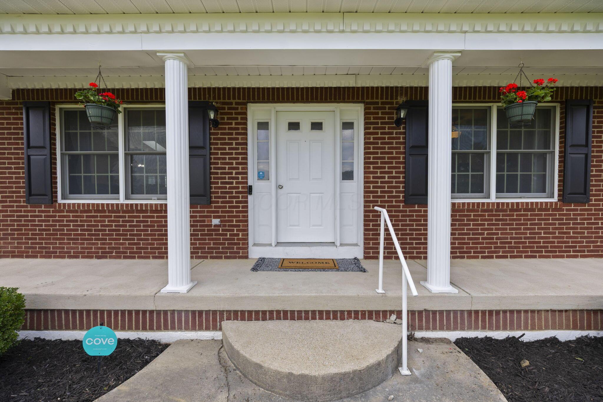 12865 Lockbourne Eastern Road Property Photo 3
