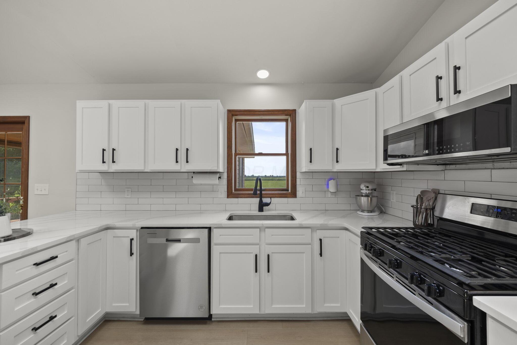 12865 Lockbourne Eastern Road Property Photo 15