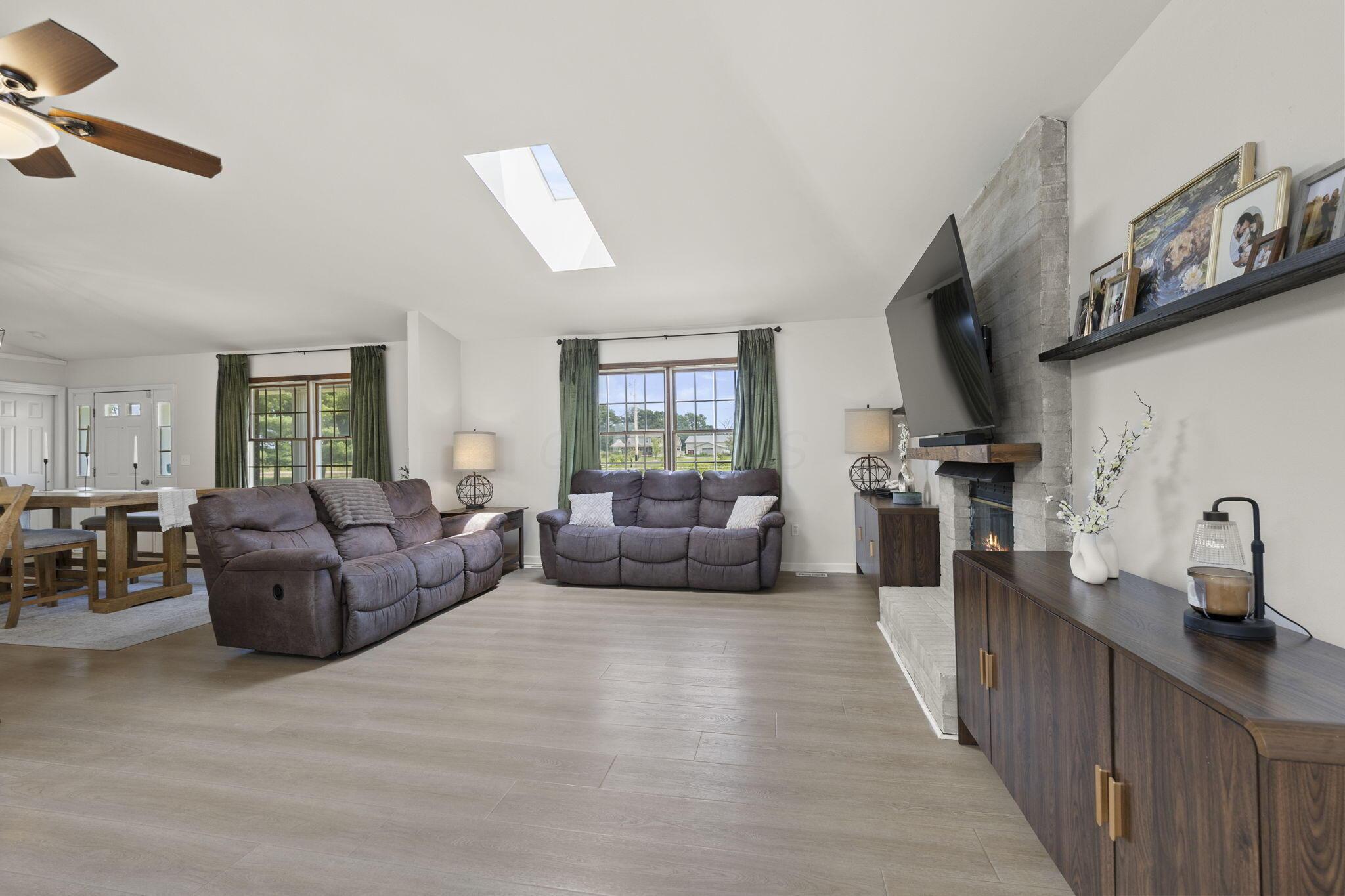 12865 Lockbourne Eastern Road Property Photo 16