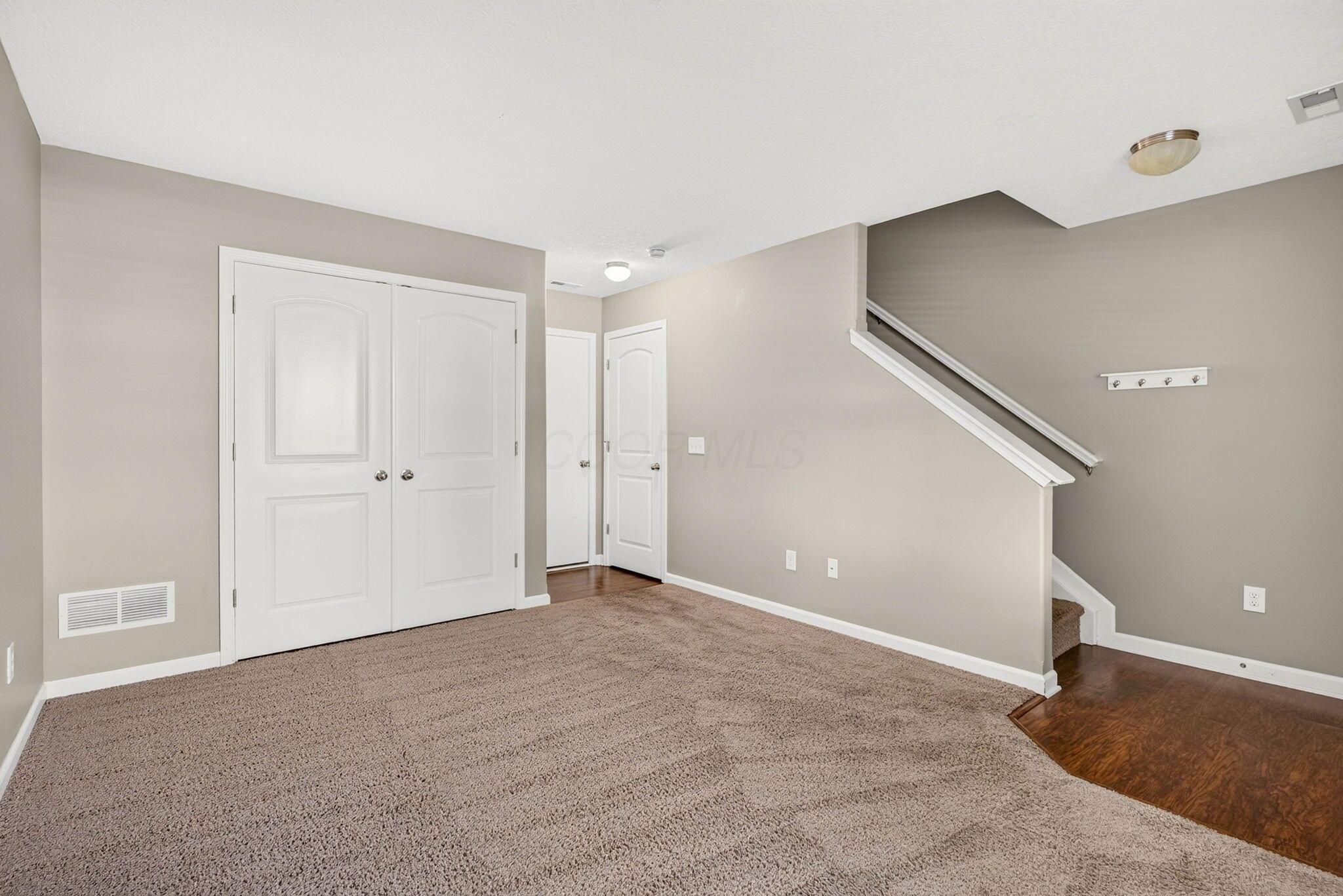 5652 Pittsford Drive Property Photo 6