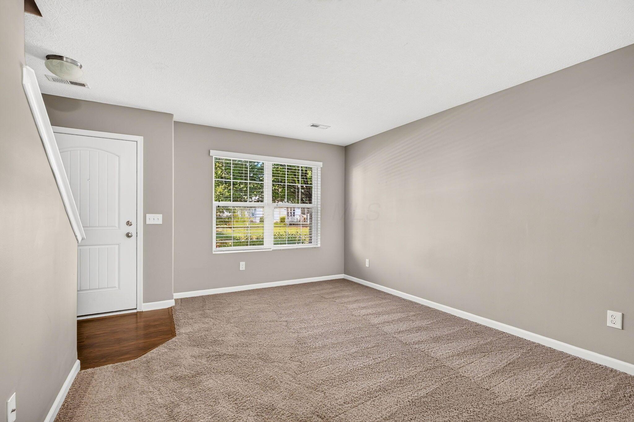5652 Pittsford Drive Property Photo 9