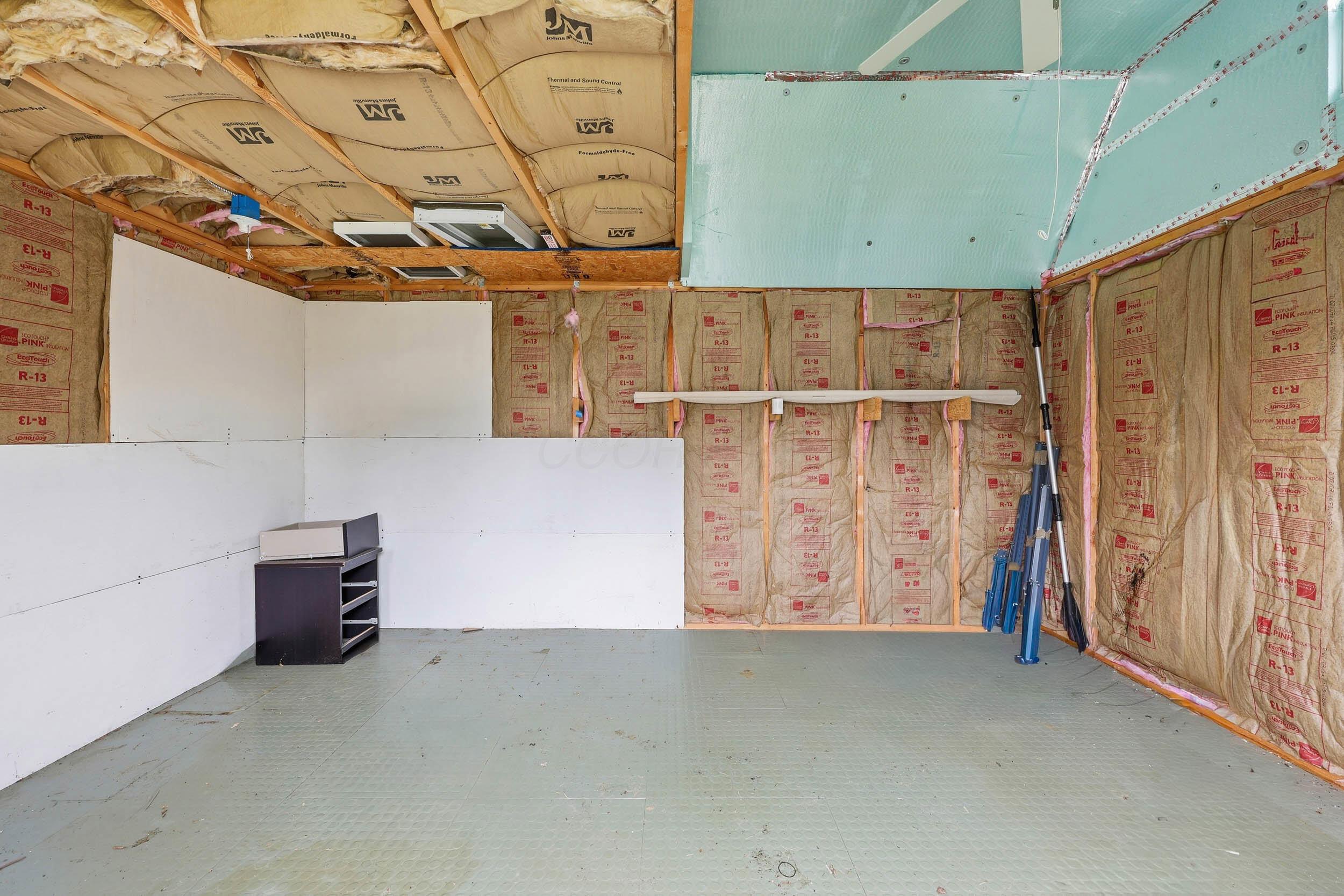 869 Binns Boulevard Property Photo 21