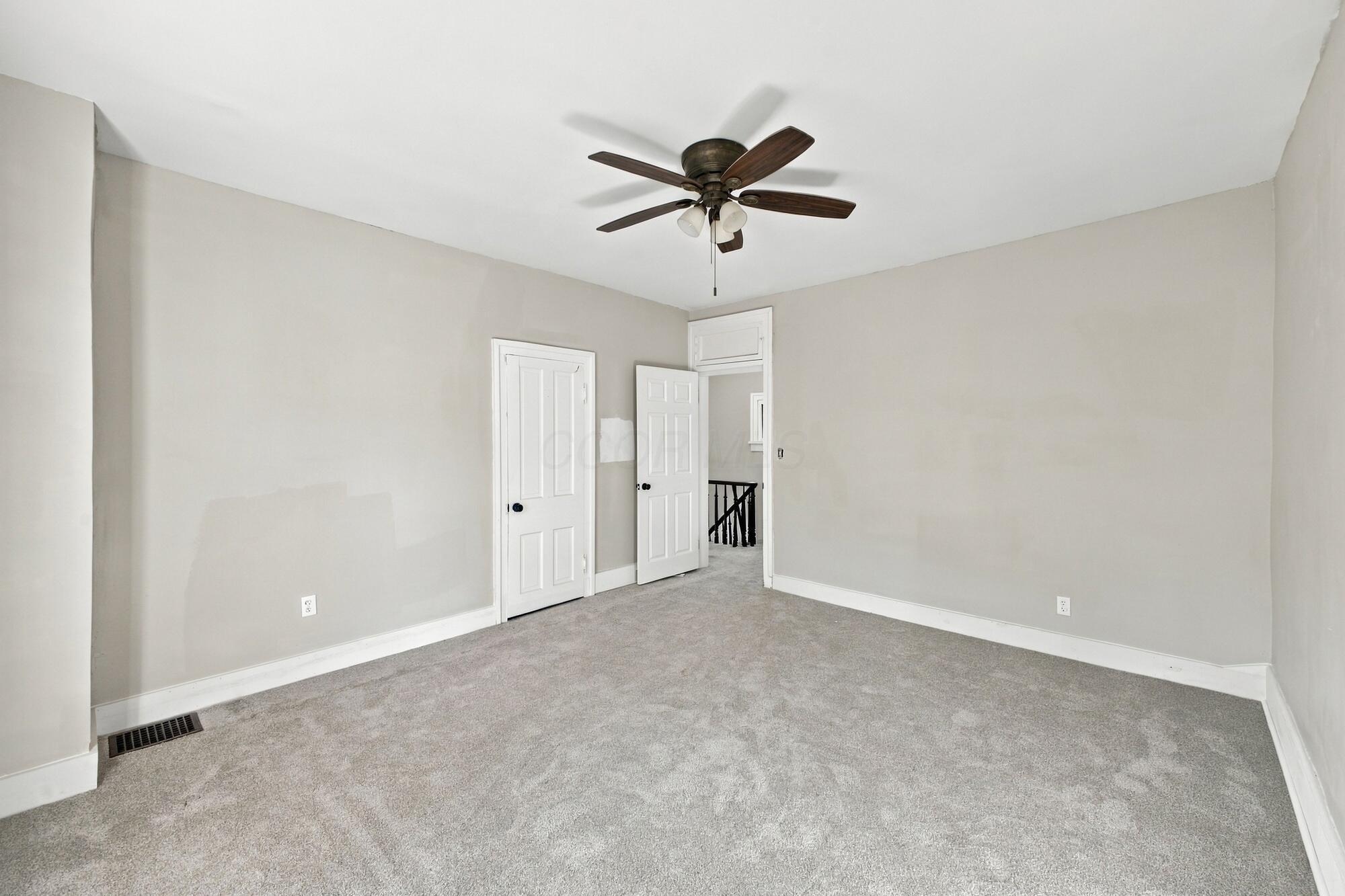 618 S Walnut Street Property Photo 31