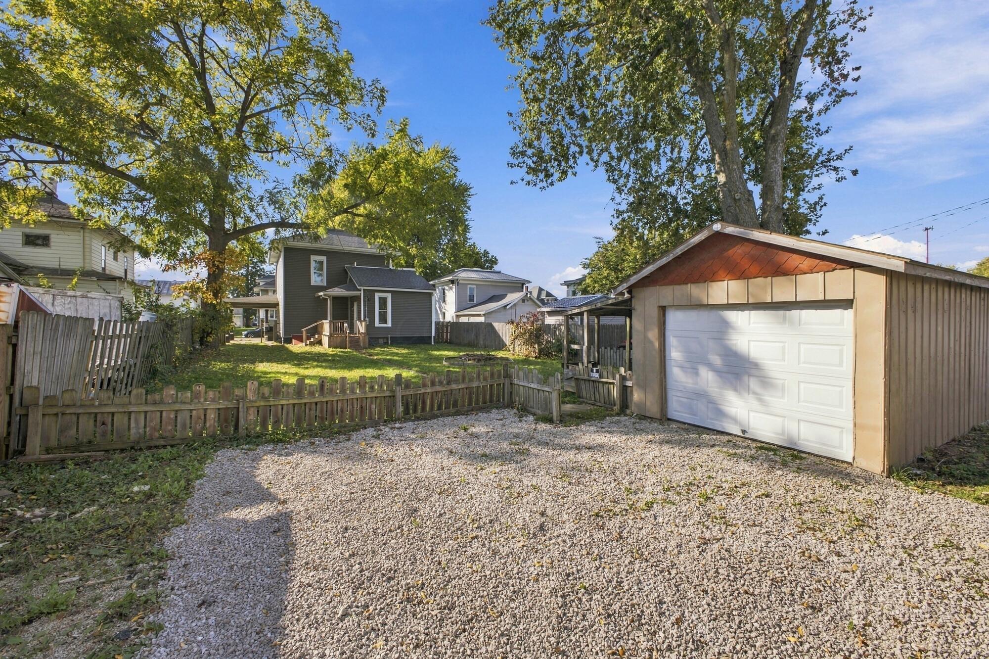 618 S Walnut Street Property Photo 47