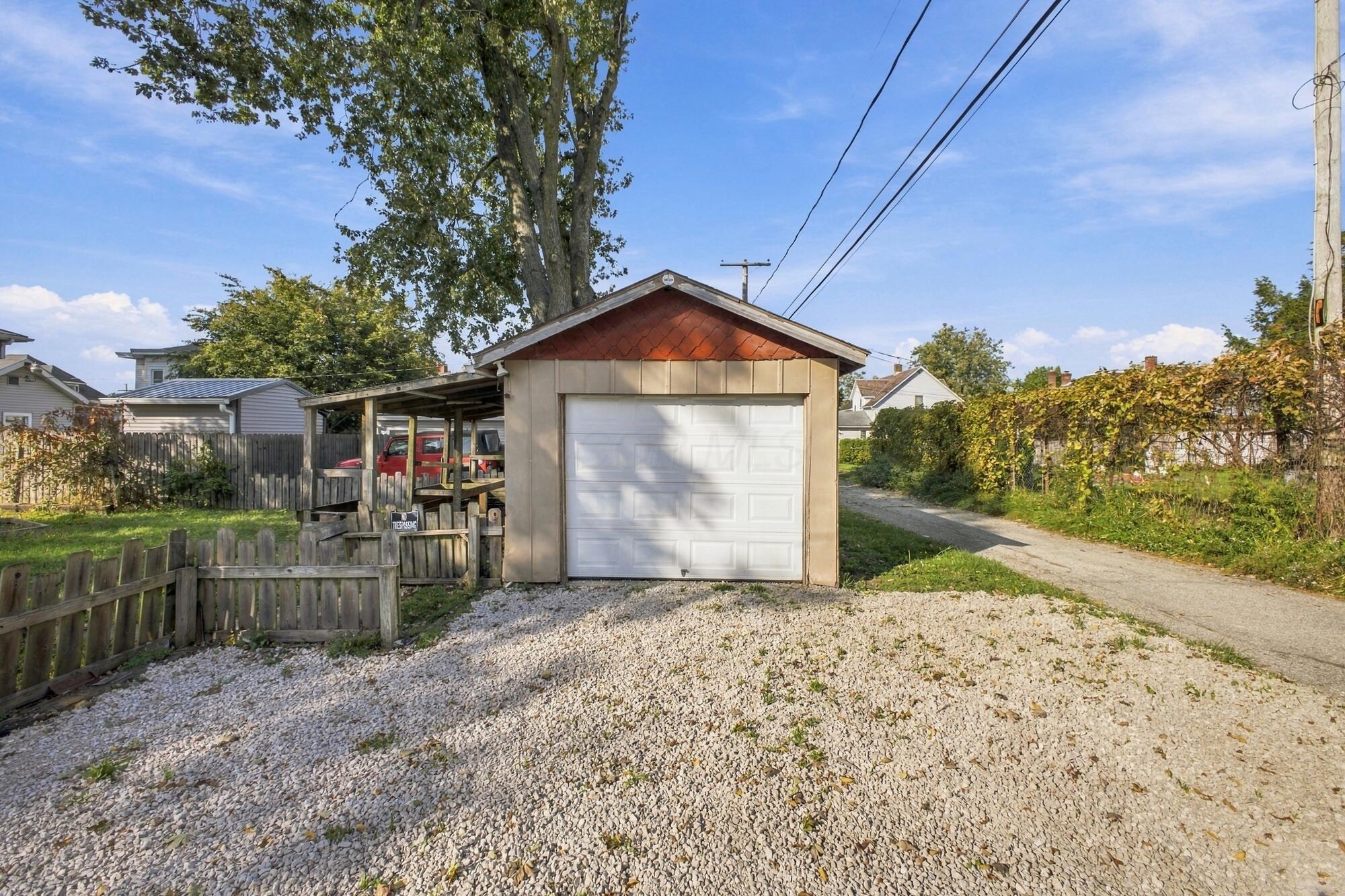 618 S Walnut Street Property Photo 48