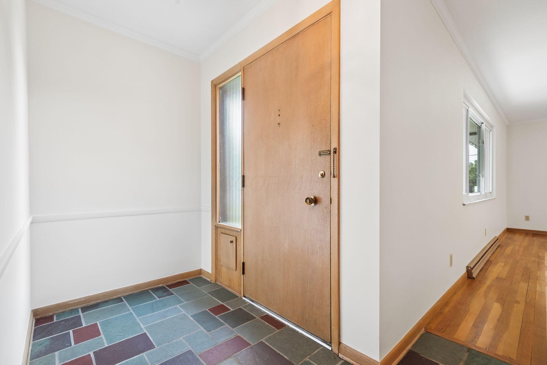 83 Ceramic Drive Property Photo 13