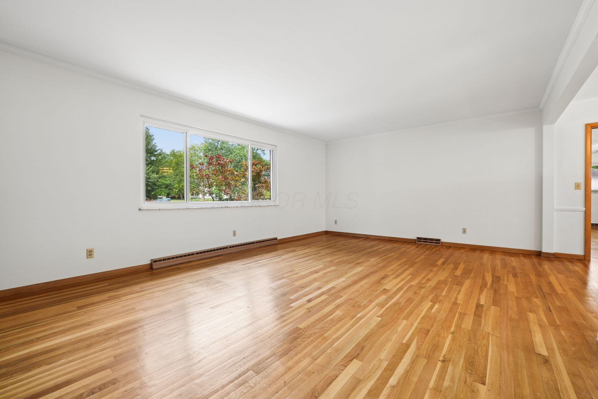 83 Ceramic Drive Property Photo 15