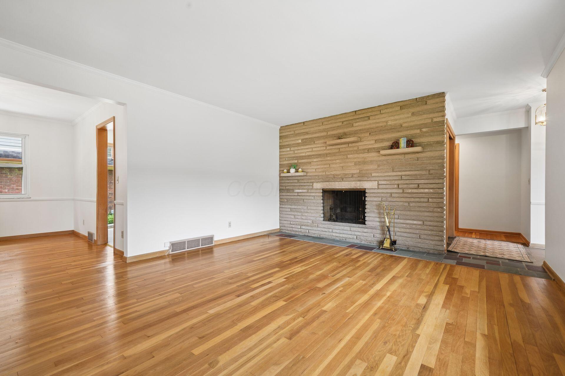 83 Ceramic Drive Property Photo 17