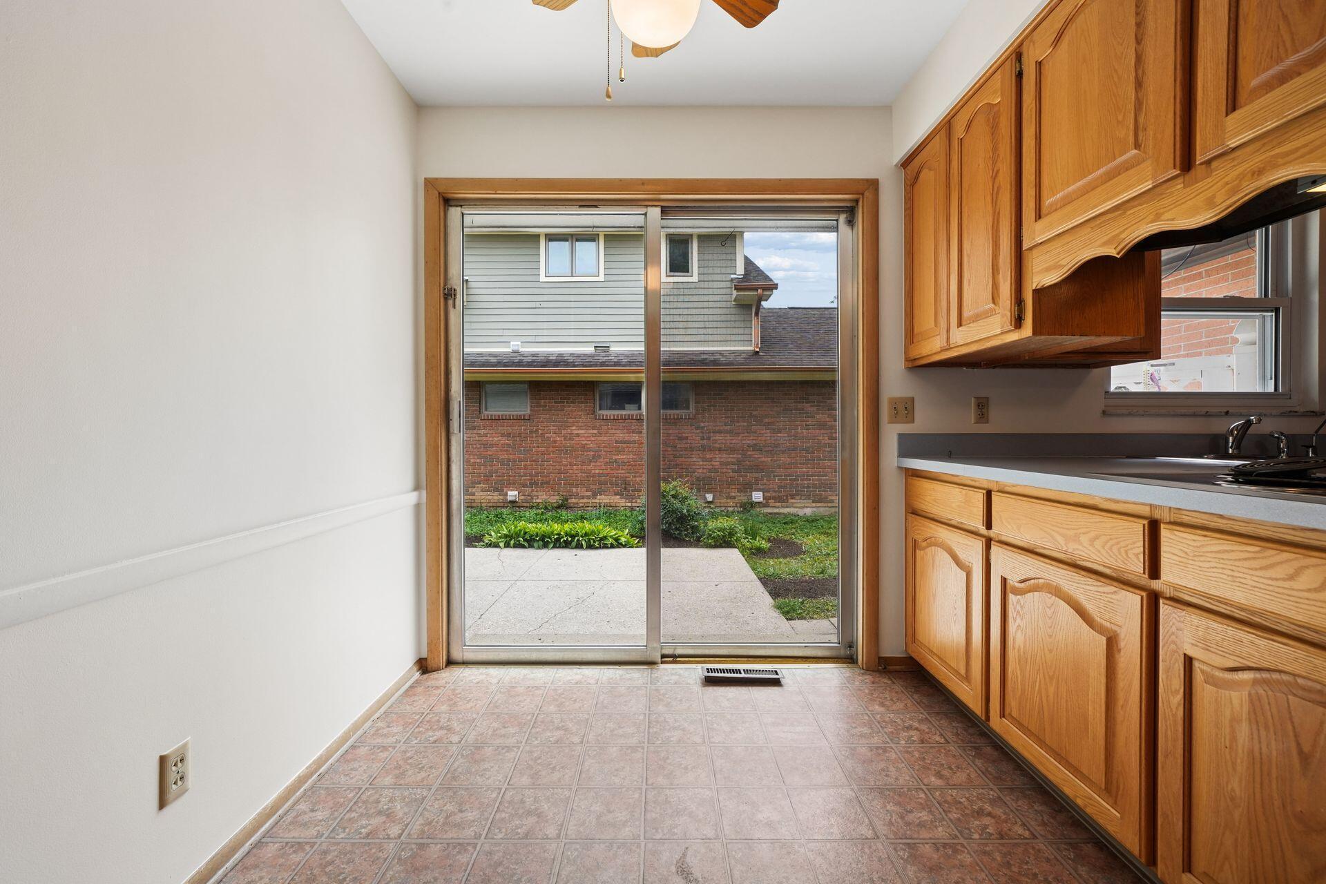 83 Ceramic Drive Property Photo 29