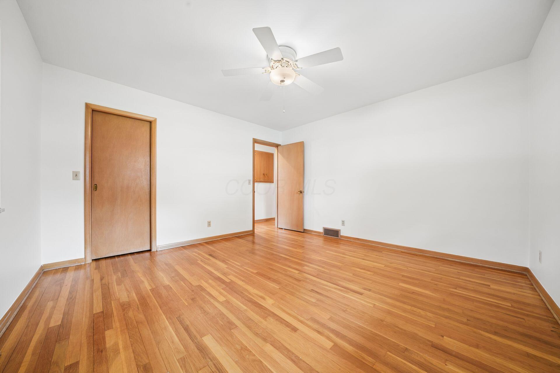 83 Ceramic Drive Property Photo 43