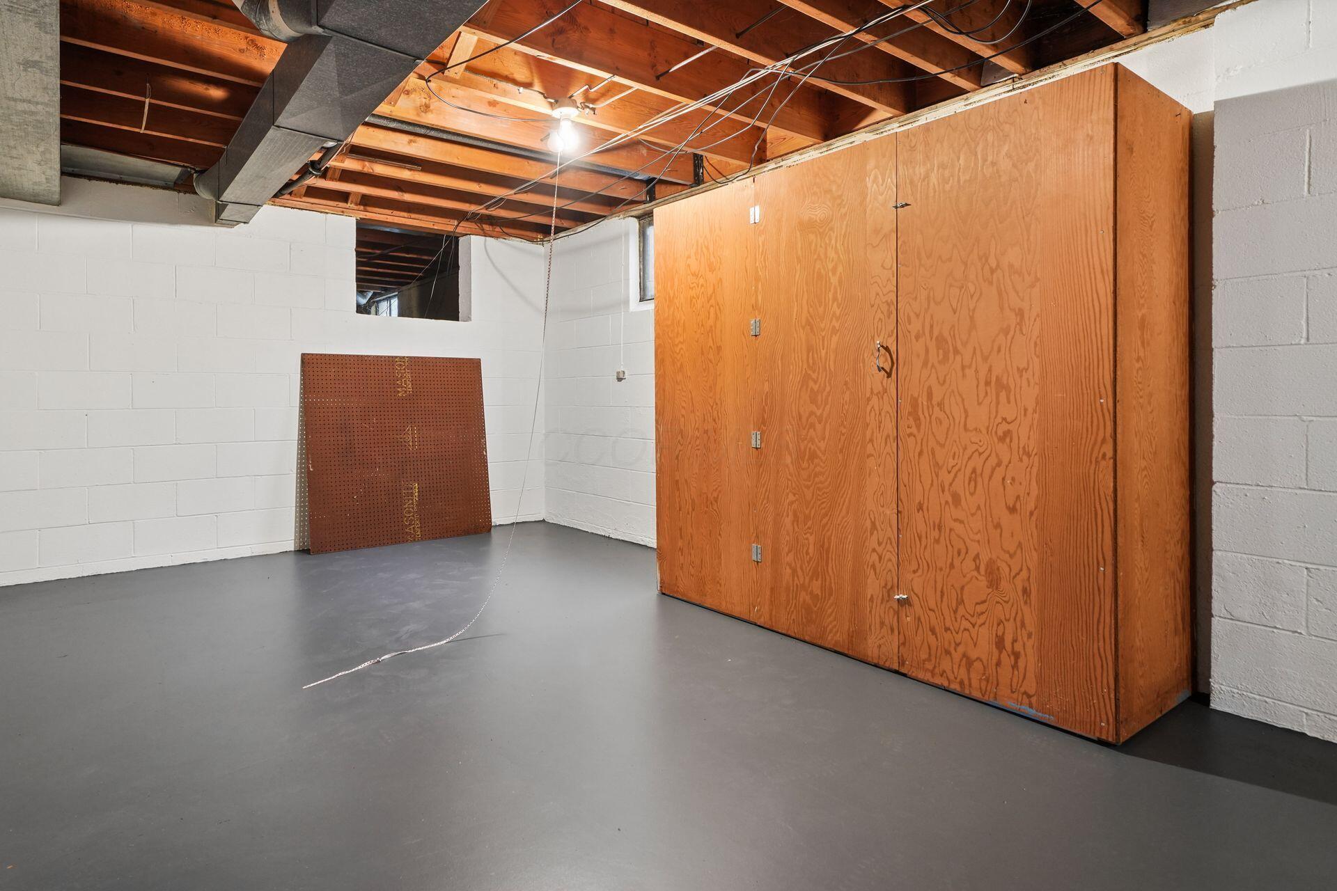 83 Ceramic Drive Property Photo 47