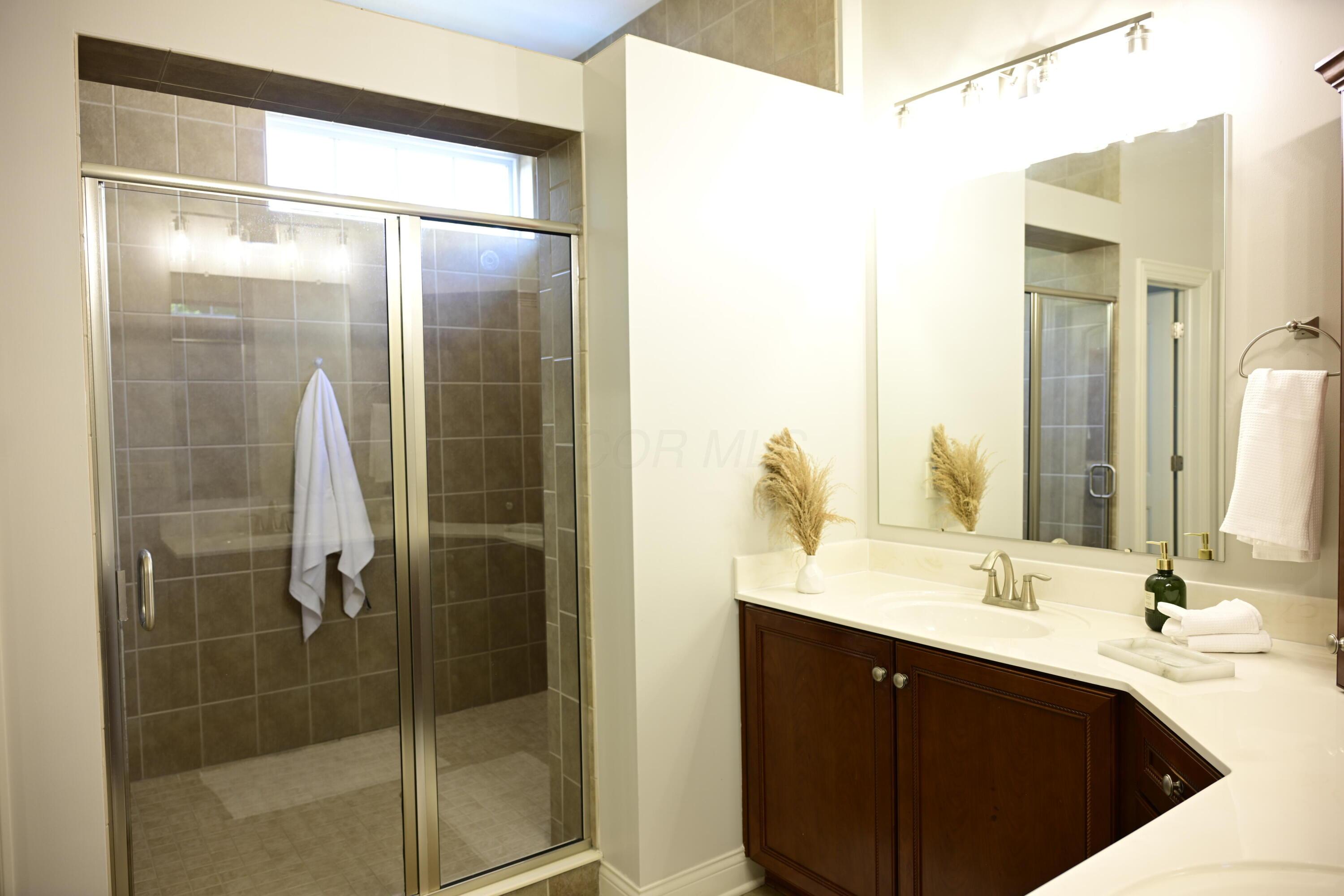 6035 Braymoore Property Photo 15