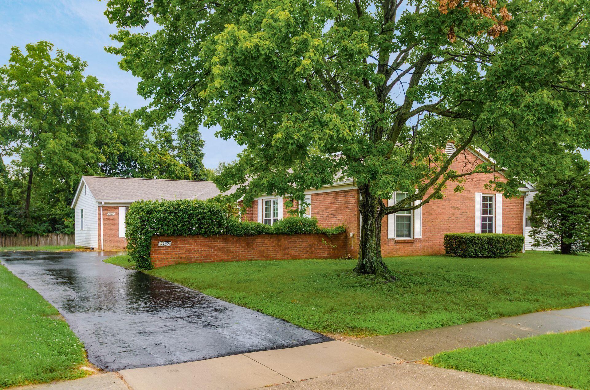 5845-5847 Forest Hills Boulevard Property Photo 2