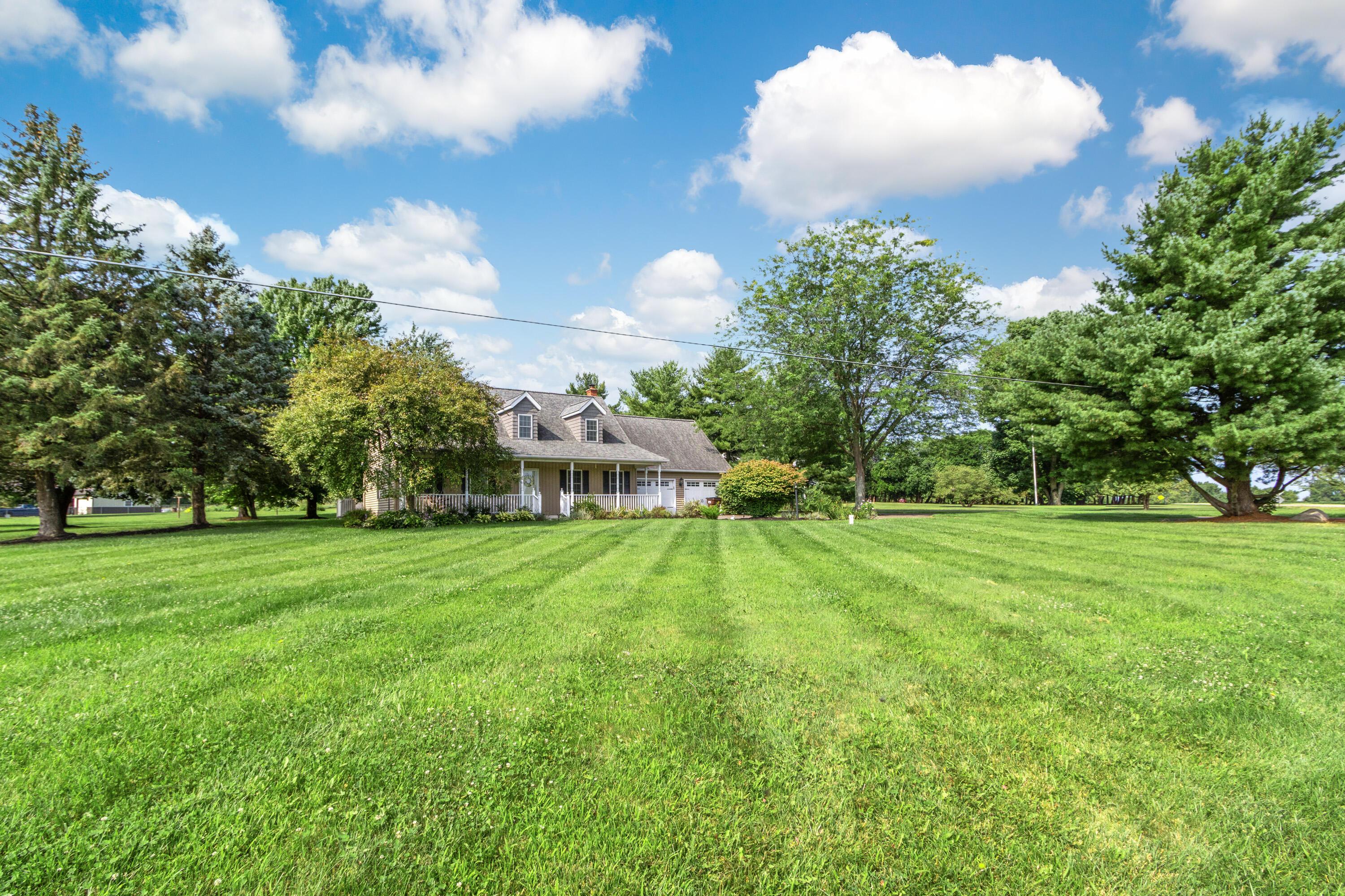 10025 Slough Road Property Photo 17