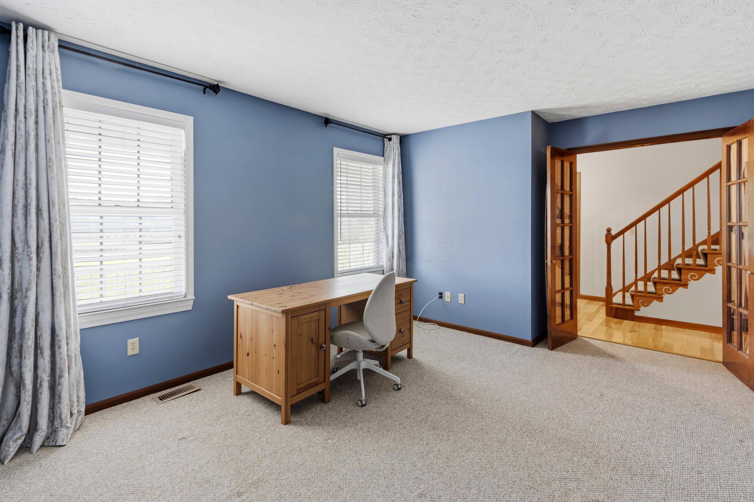 10025 Slough Road Property Photo 31