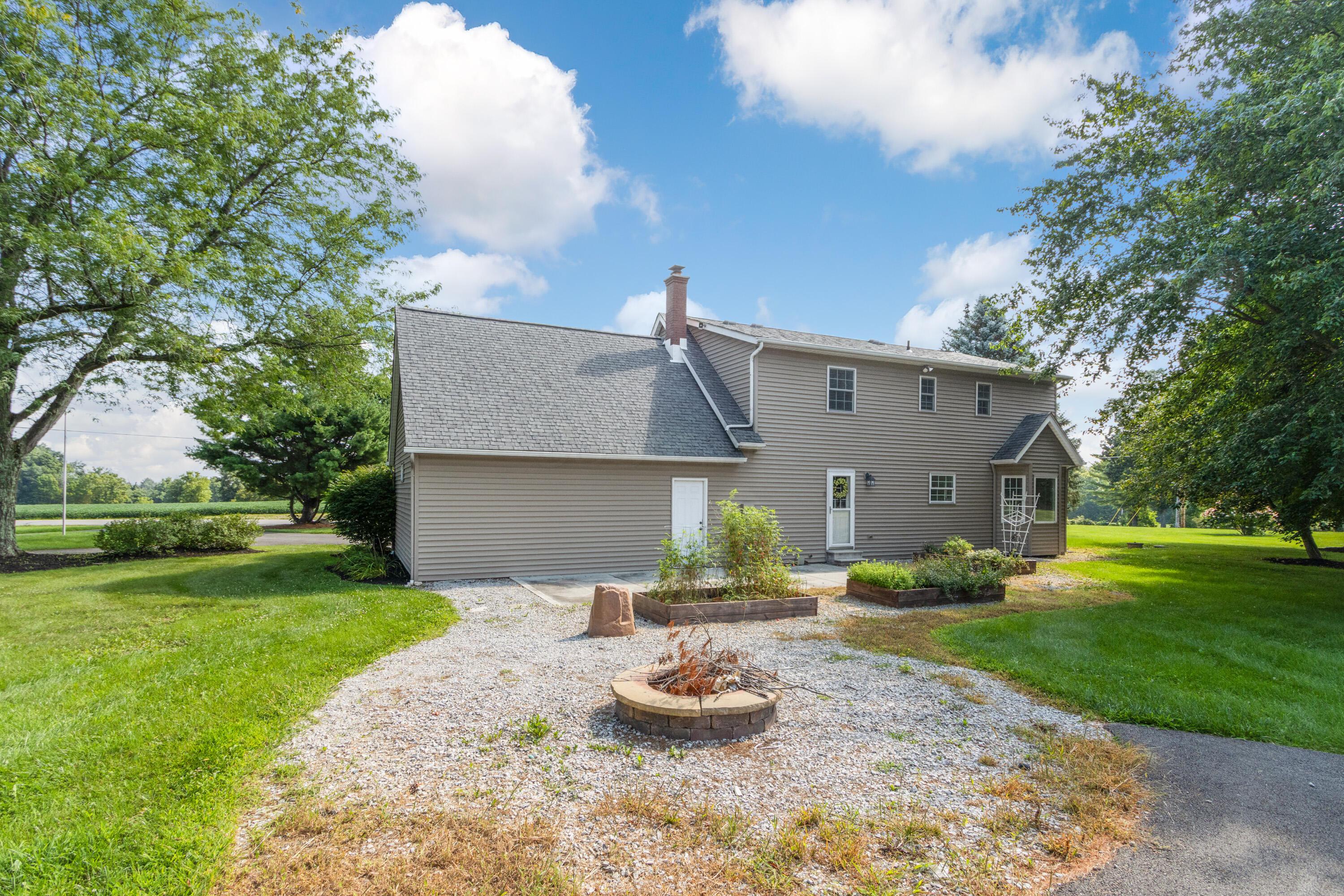 10025 Slough Road Property Photo 45