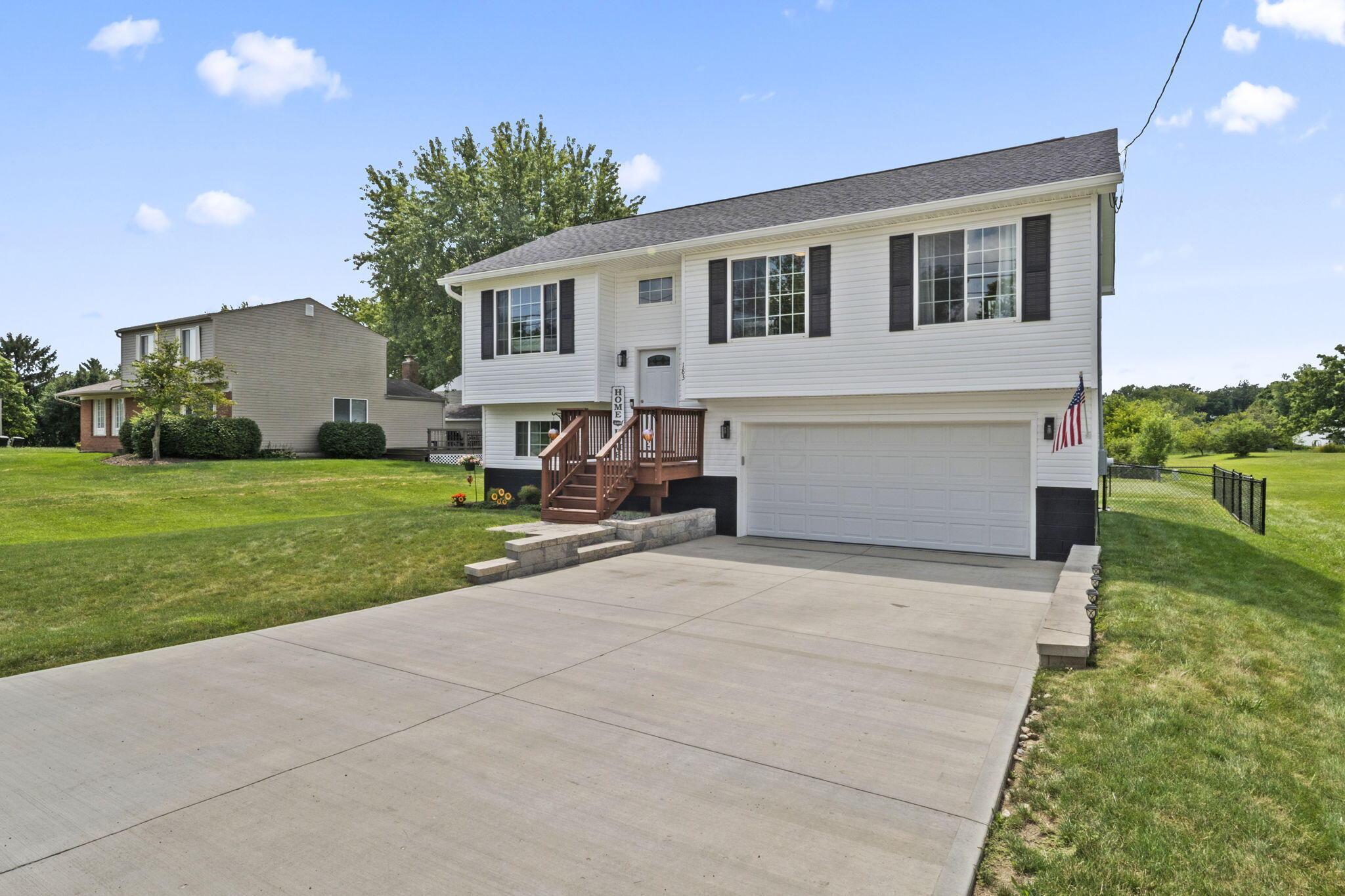 183 Hubbard Road Property Photo 3
