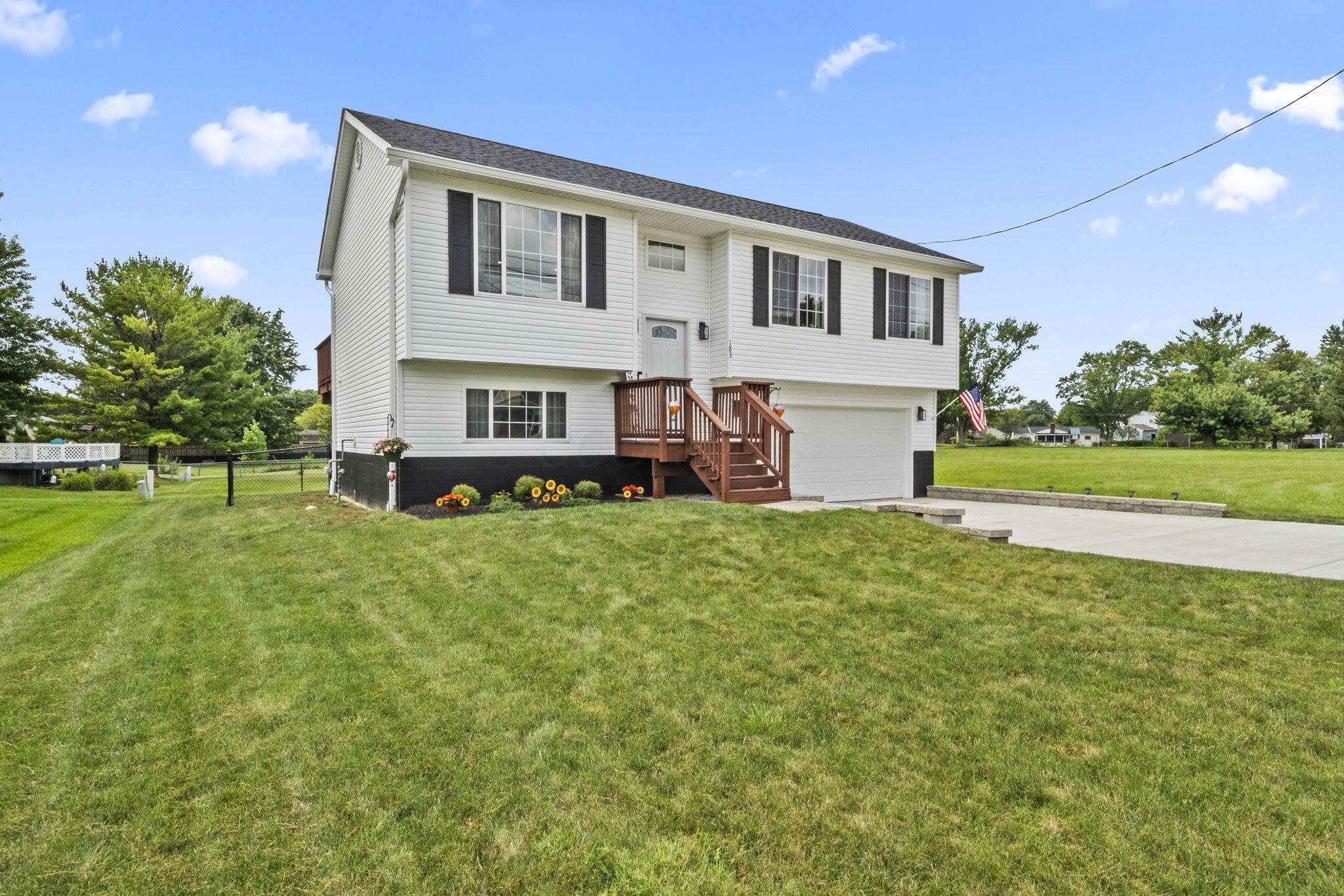 183 Hubbard Road Property Photo 4