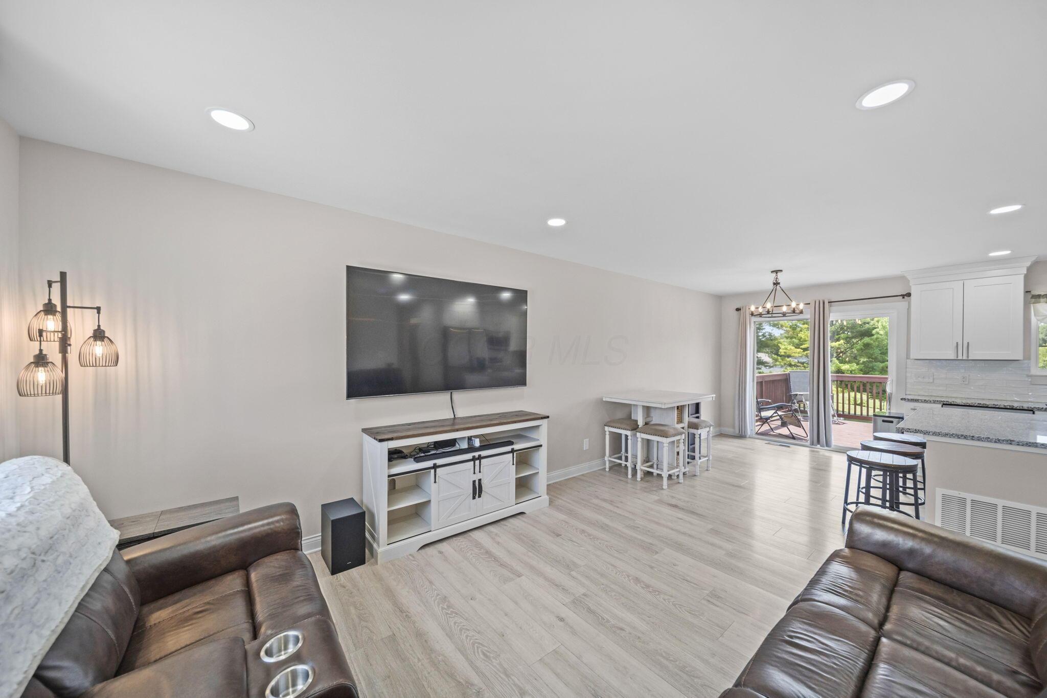 183 Hubbard Road Property Photo 8