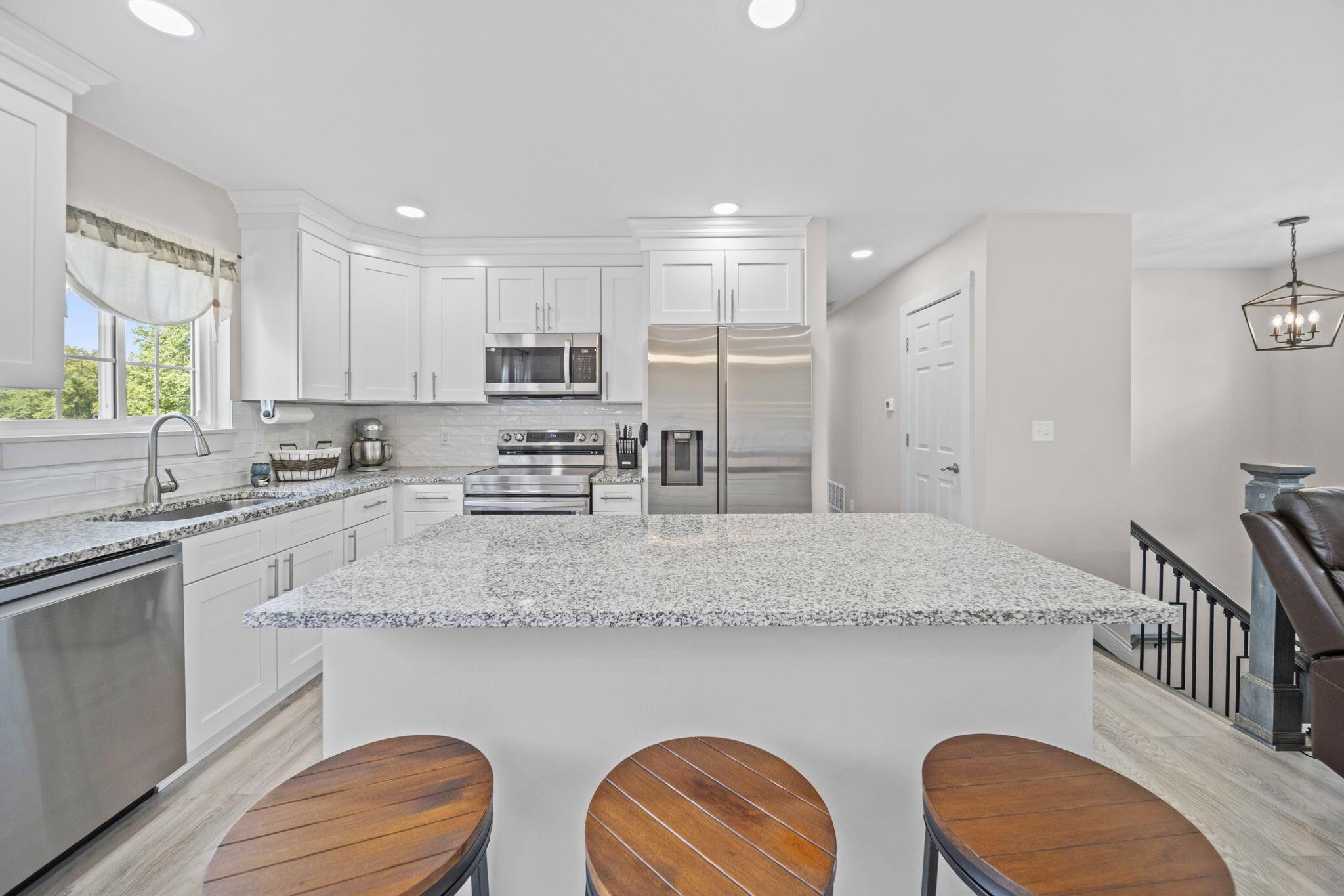 183 Hubbard Road Property Photo 12