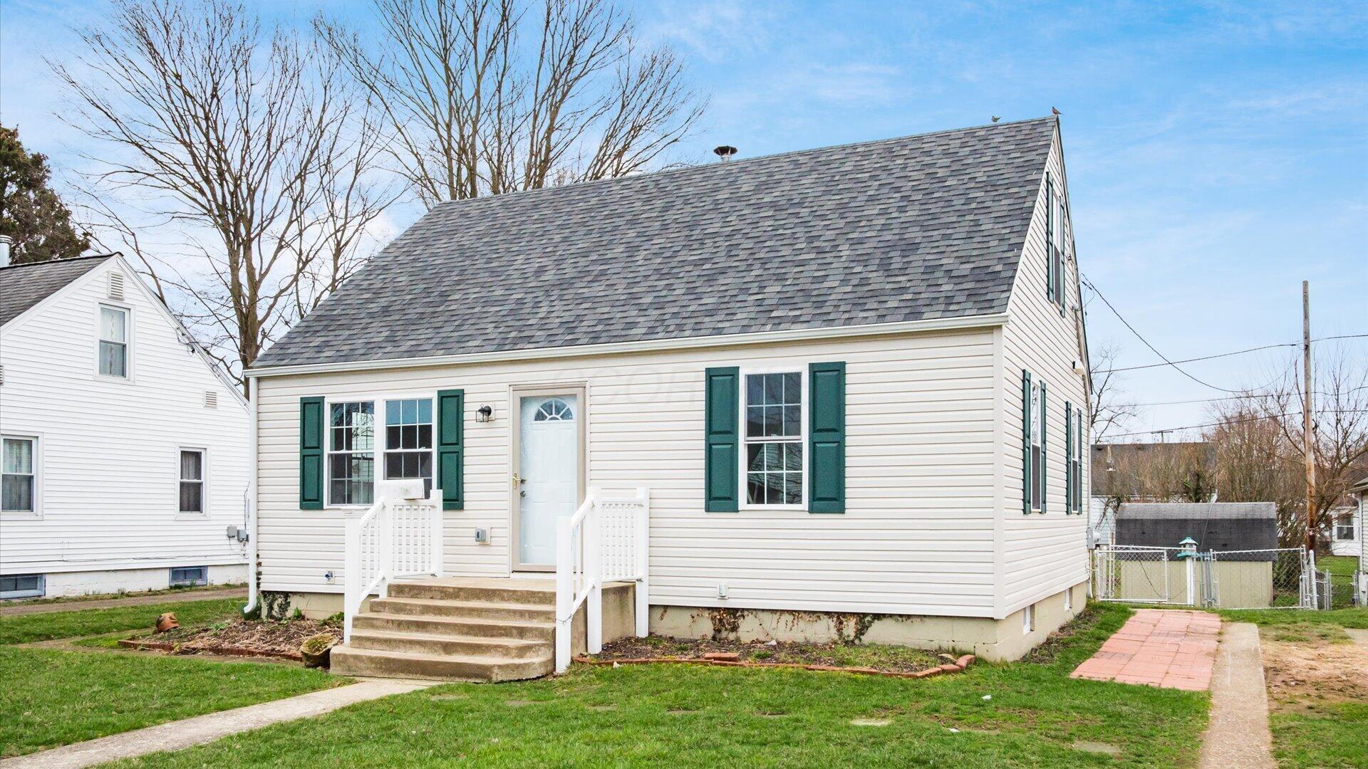 1001 Davis Avenue Property Photo 1