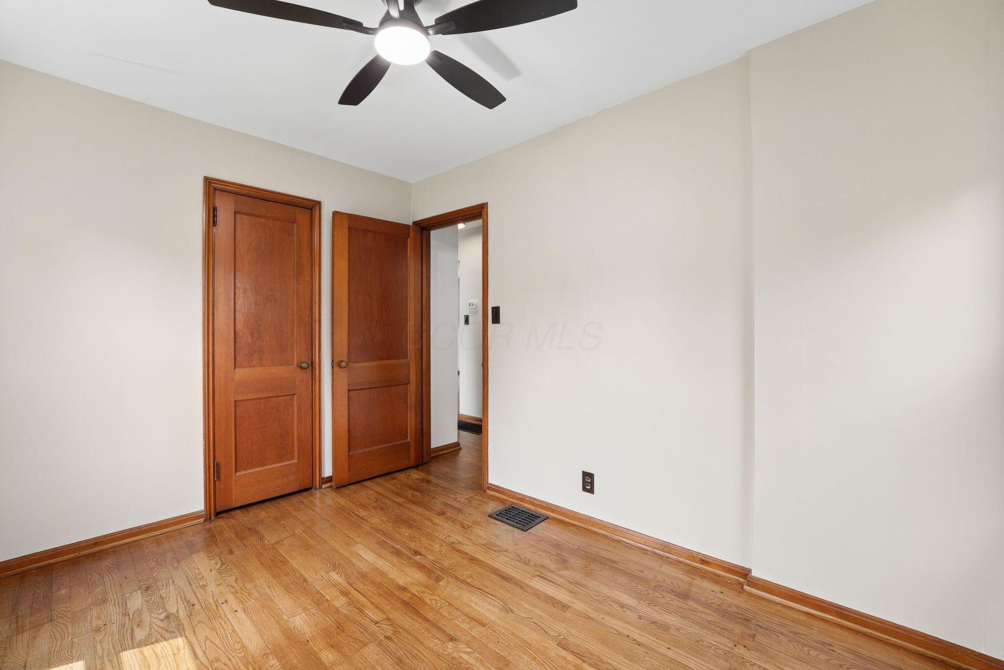 375 E Royal Forest Boulevard Property Photo 13
